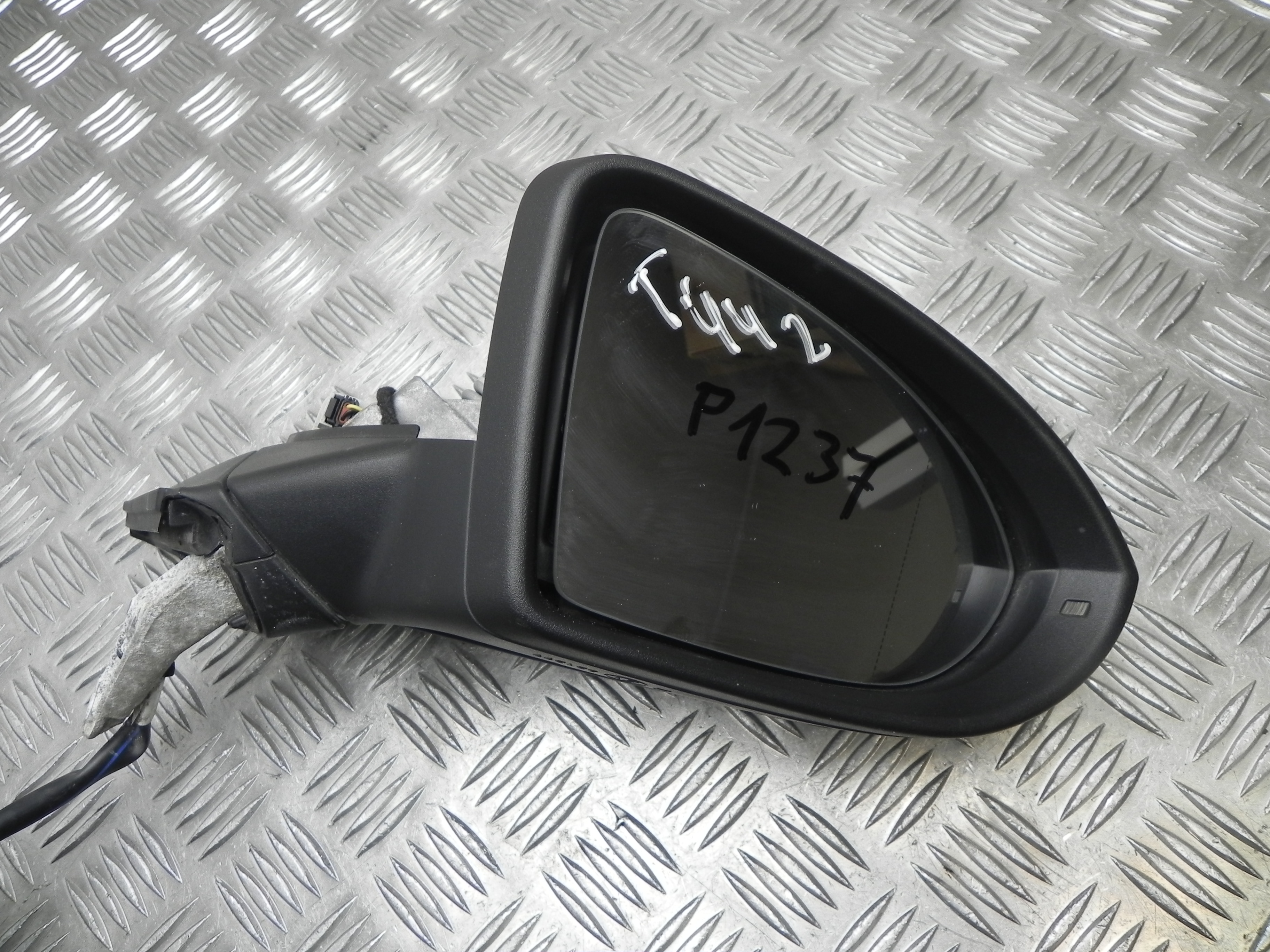 VOLKSWAGEN Variant VII TDI (2014-2024) Right Side Wing Mirror 5G2857502AN, A046314, E1021277 23428798