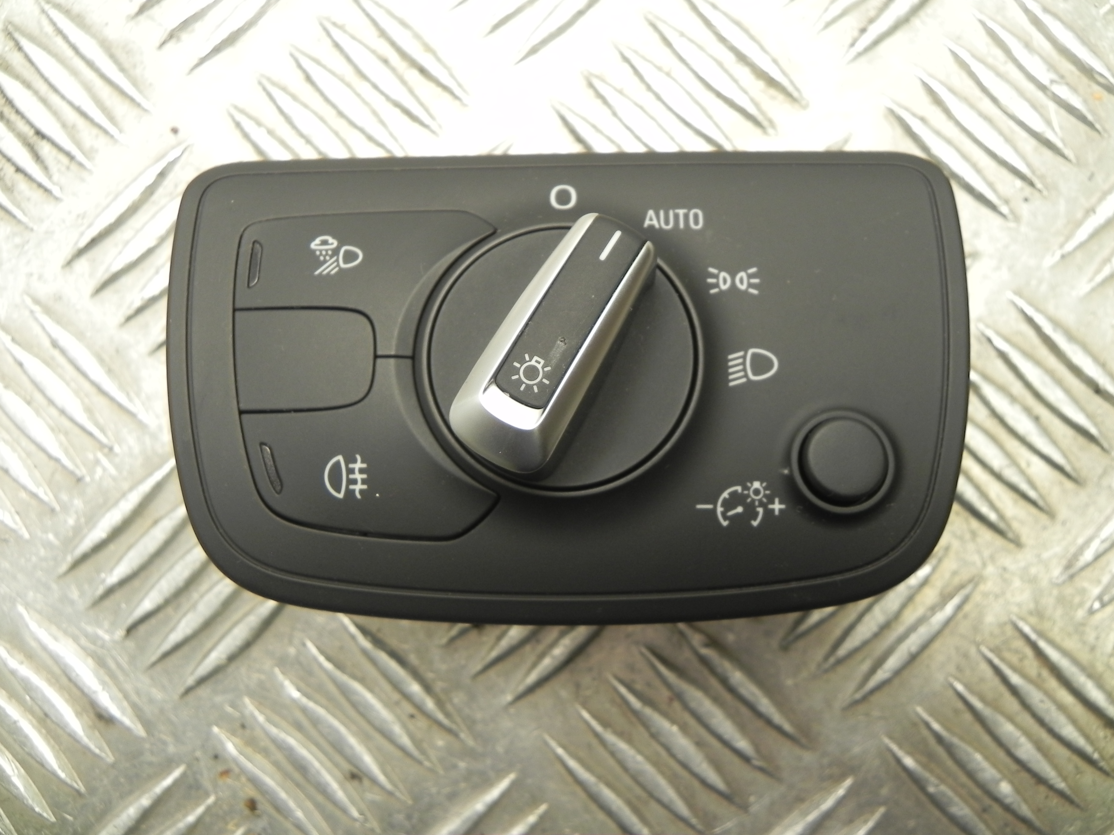 AUDI A6 C7/4G (2010-2020) Headlight Switch Control Unit 4G0941531S 23445854