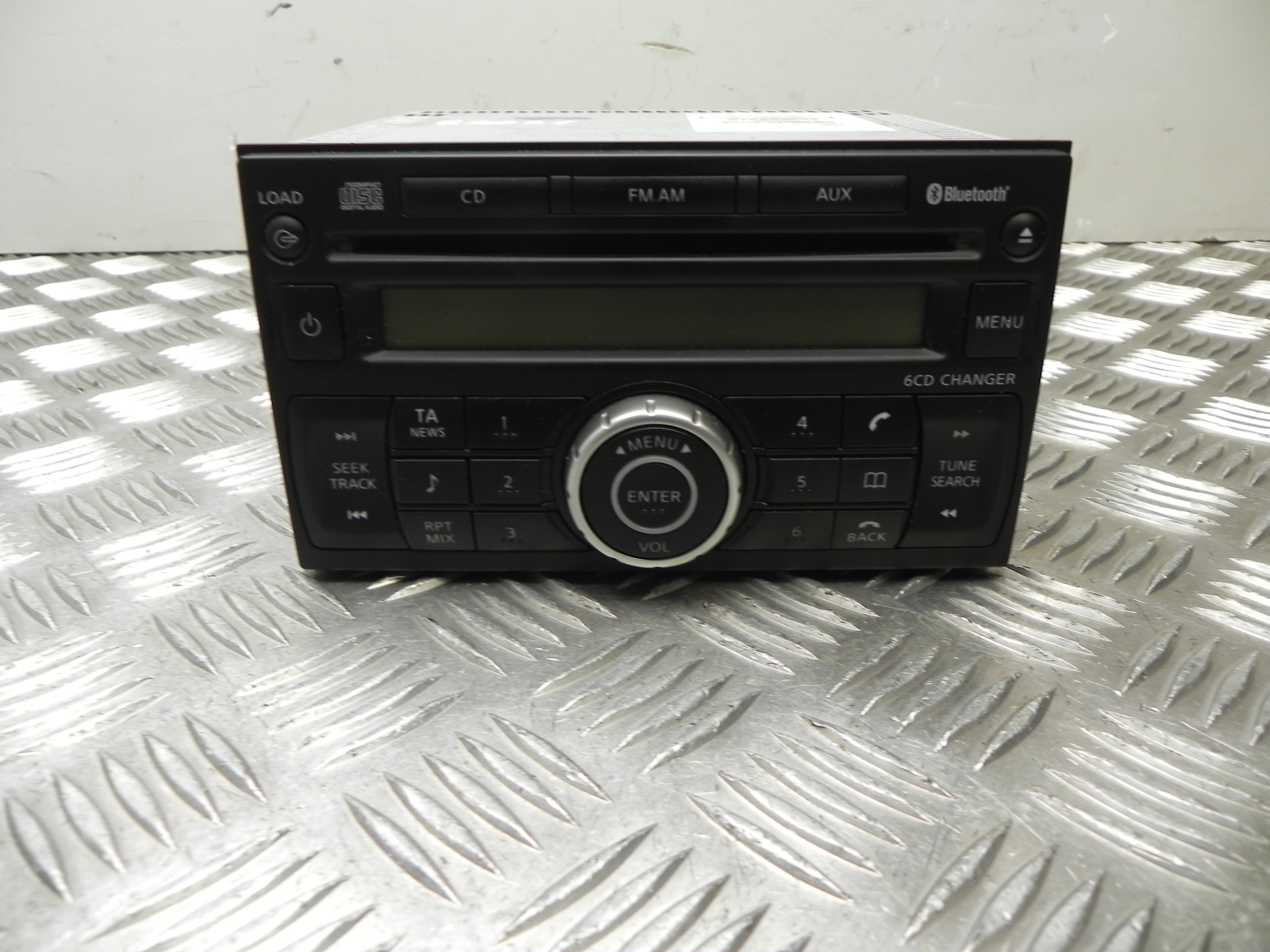 NISSAN NP300 1 generation (2008-2015) Music Player Without GPS 281845X46B 23427931