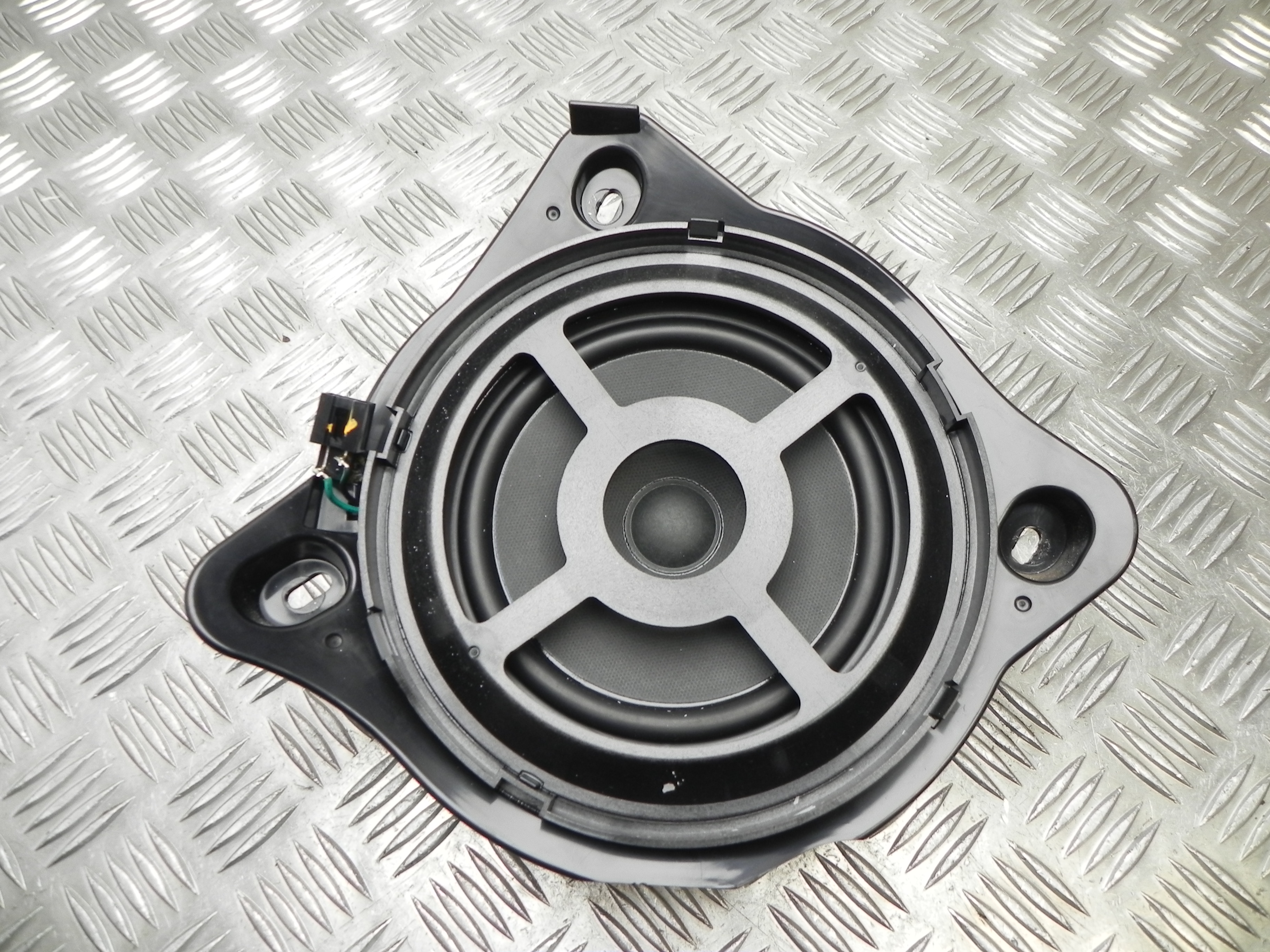 MERCEDES-BENZ C-Class W205/S205/C205 (2014-2023) Front Left Door Loudspeaker A2058201900 23559403