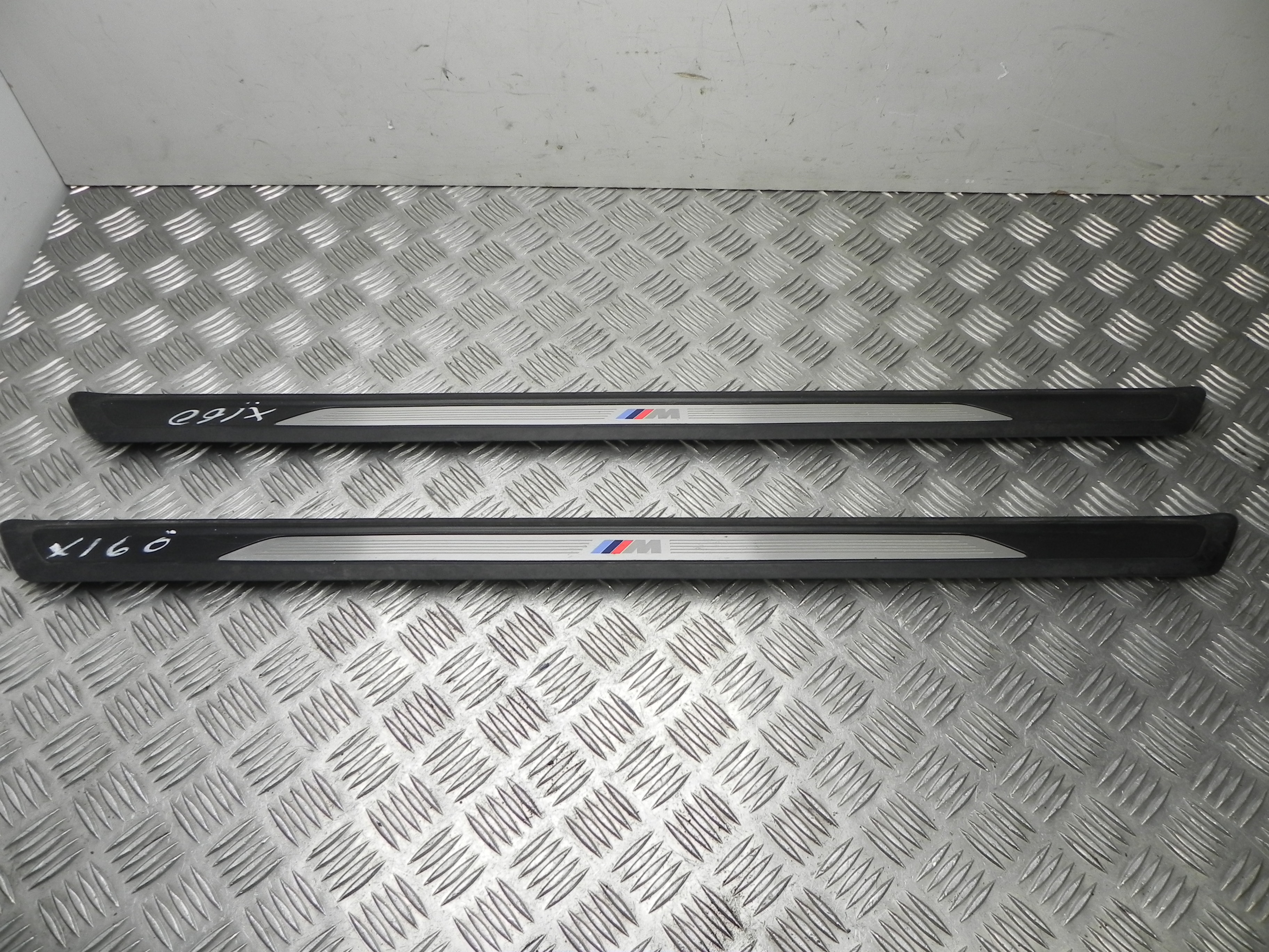 BMW 1 Series F20/F21 (2011-2020) Front Left Sill Trim 8055499 23449827