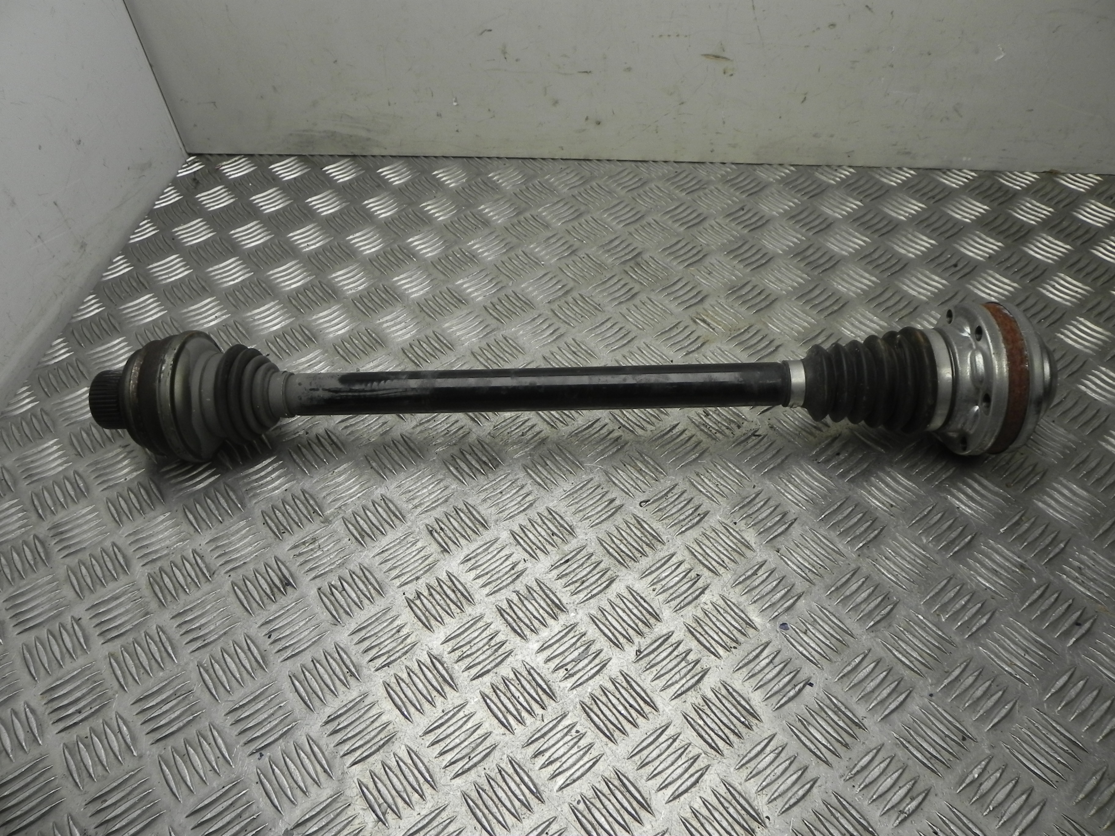 AUDI Q5 8R (2008-2017) Rear Right Driveshaft 8R0501203C 23456957