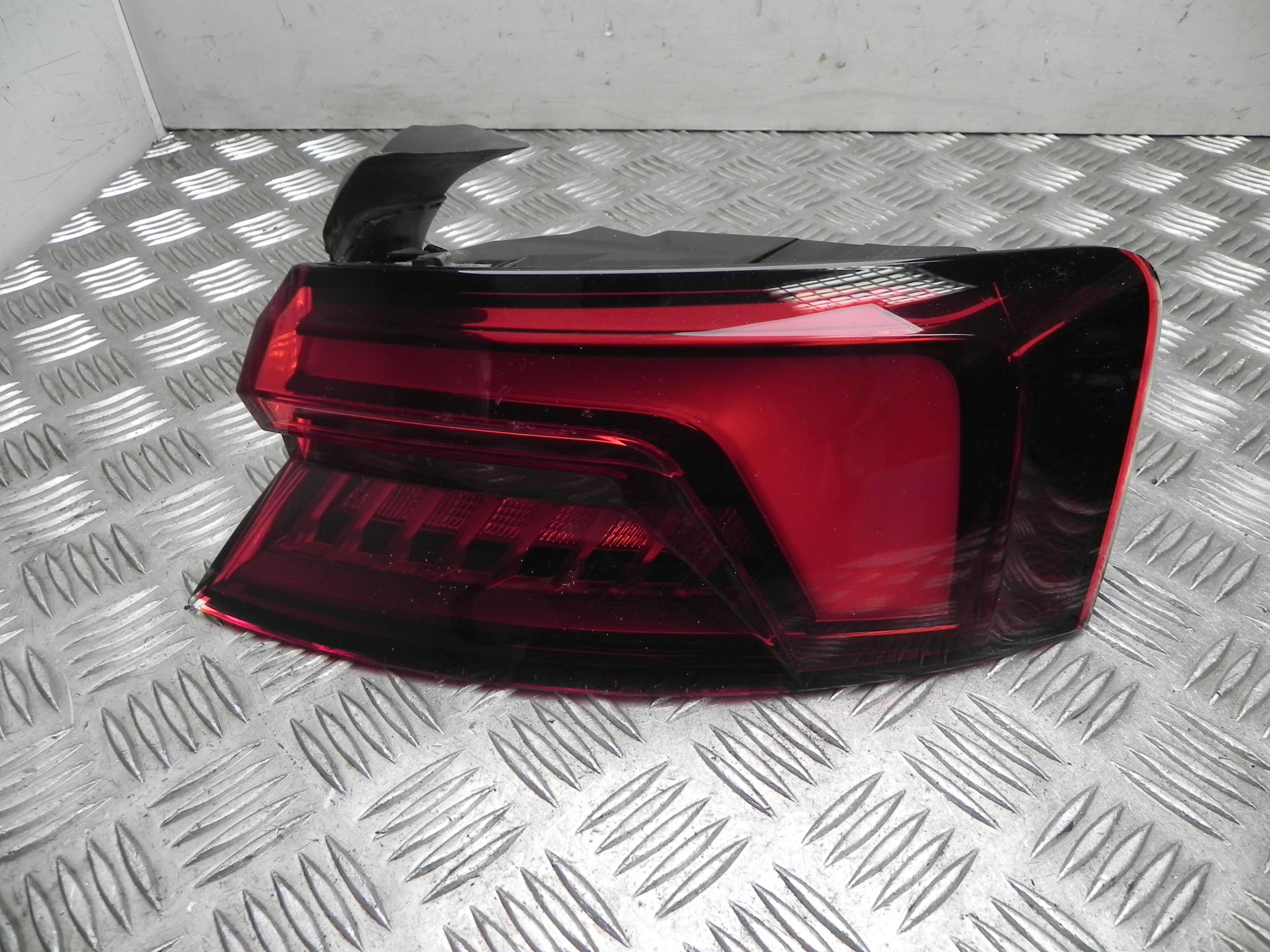 AUDI A5 Sportback F5 (2016-2024) Rear Right Taillight Lamp 8W6945092G 23472674