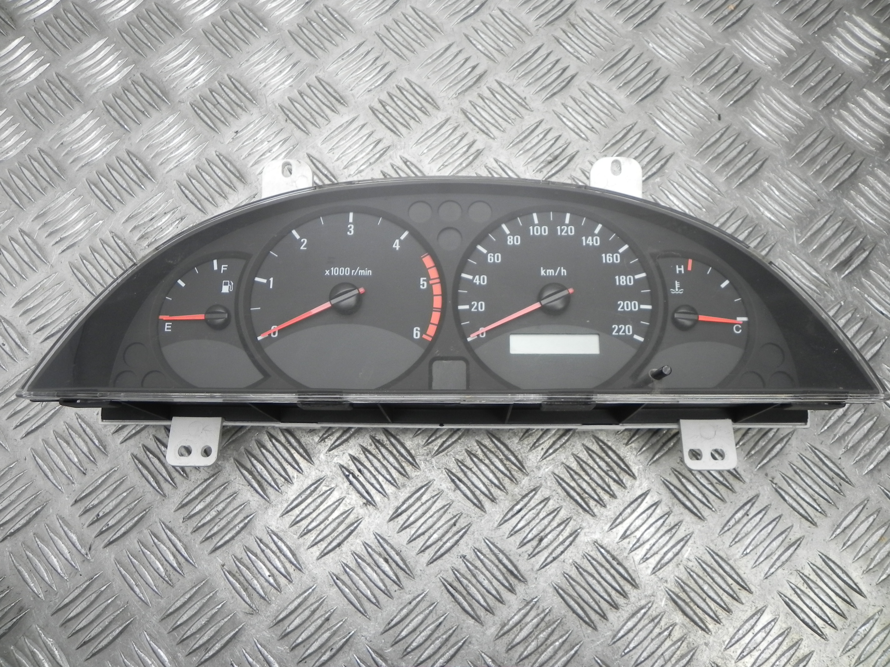 AUDI A8 D2/4D (1994-2002) Spidometras (Prietaisų skydelis) 4D0919033F 23457543