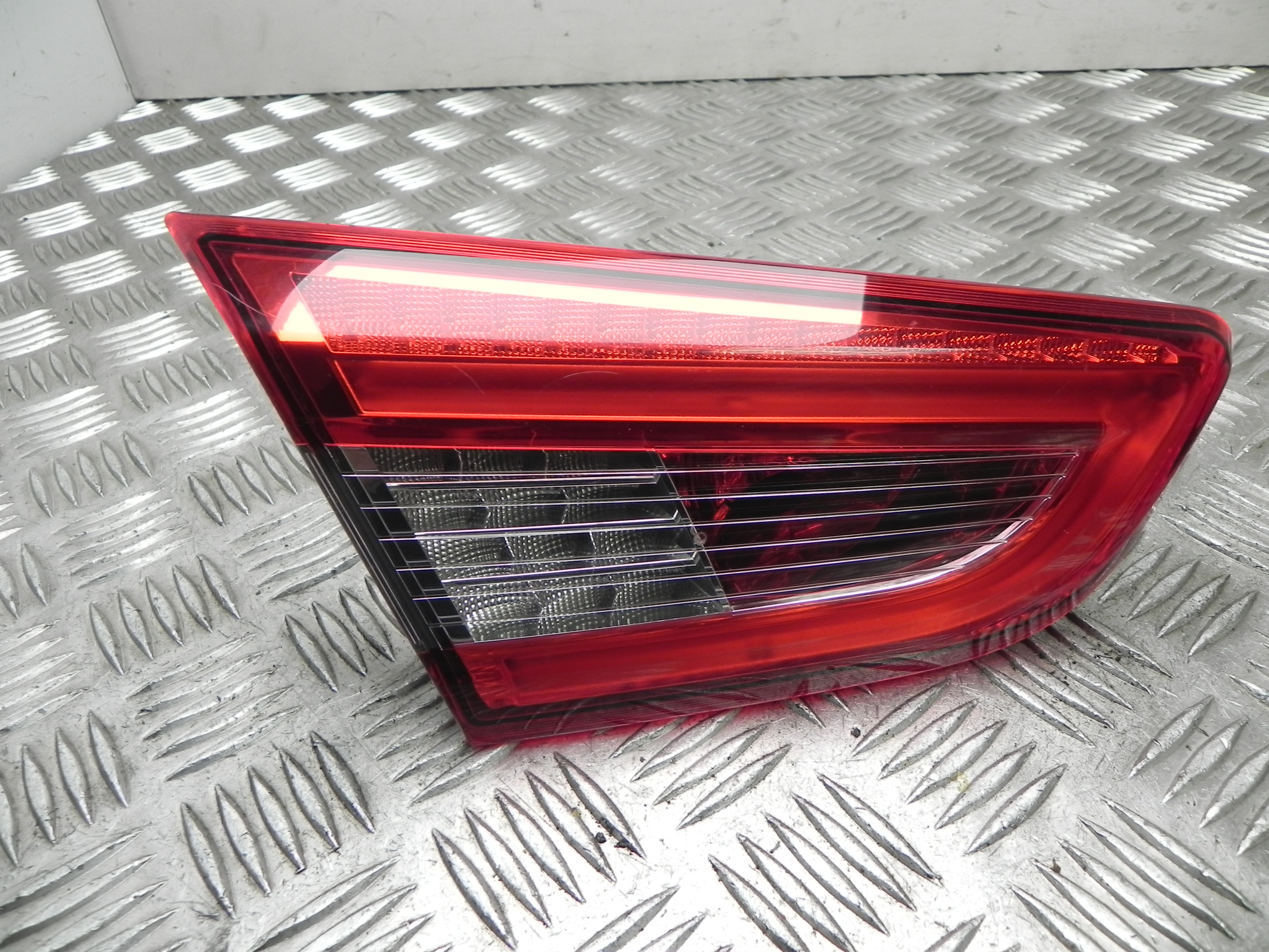 MASERATI Ghibli 3 generation (2013-2024) Rear Left Taillight 06700046820 23447213