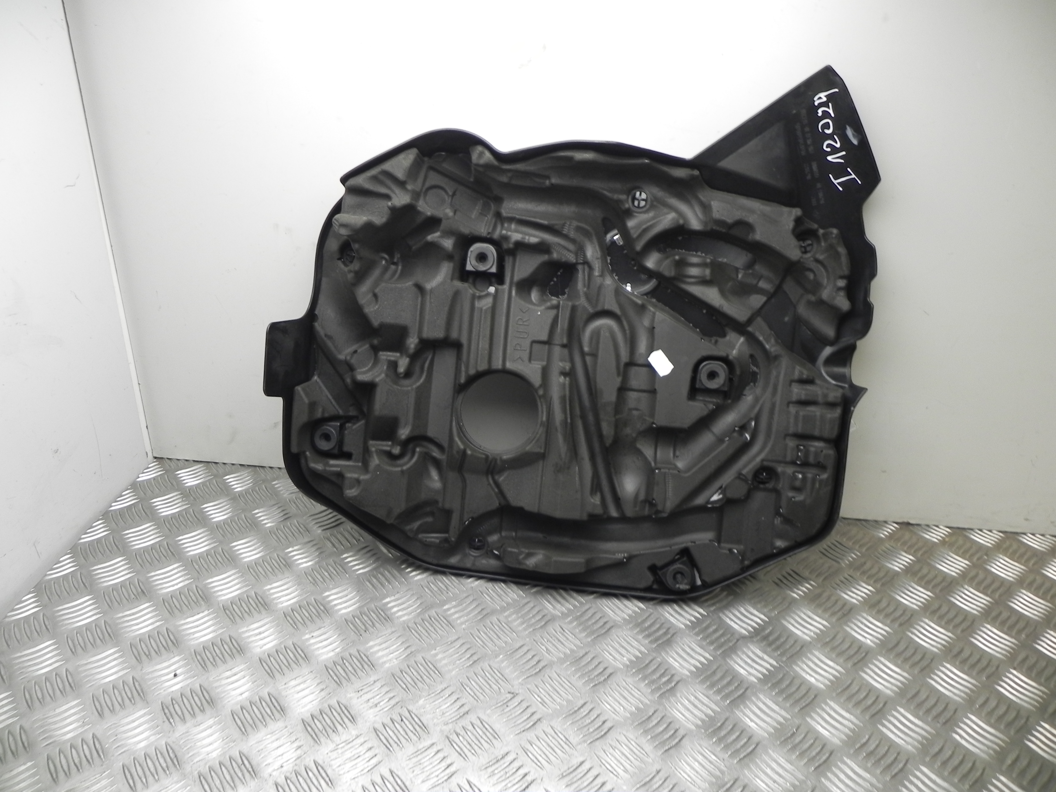 BMW 3 Series F30/F31 (2011-2020) Engine Cover 11128621822 24517666