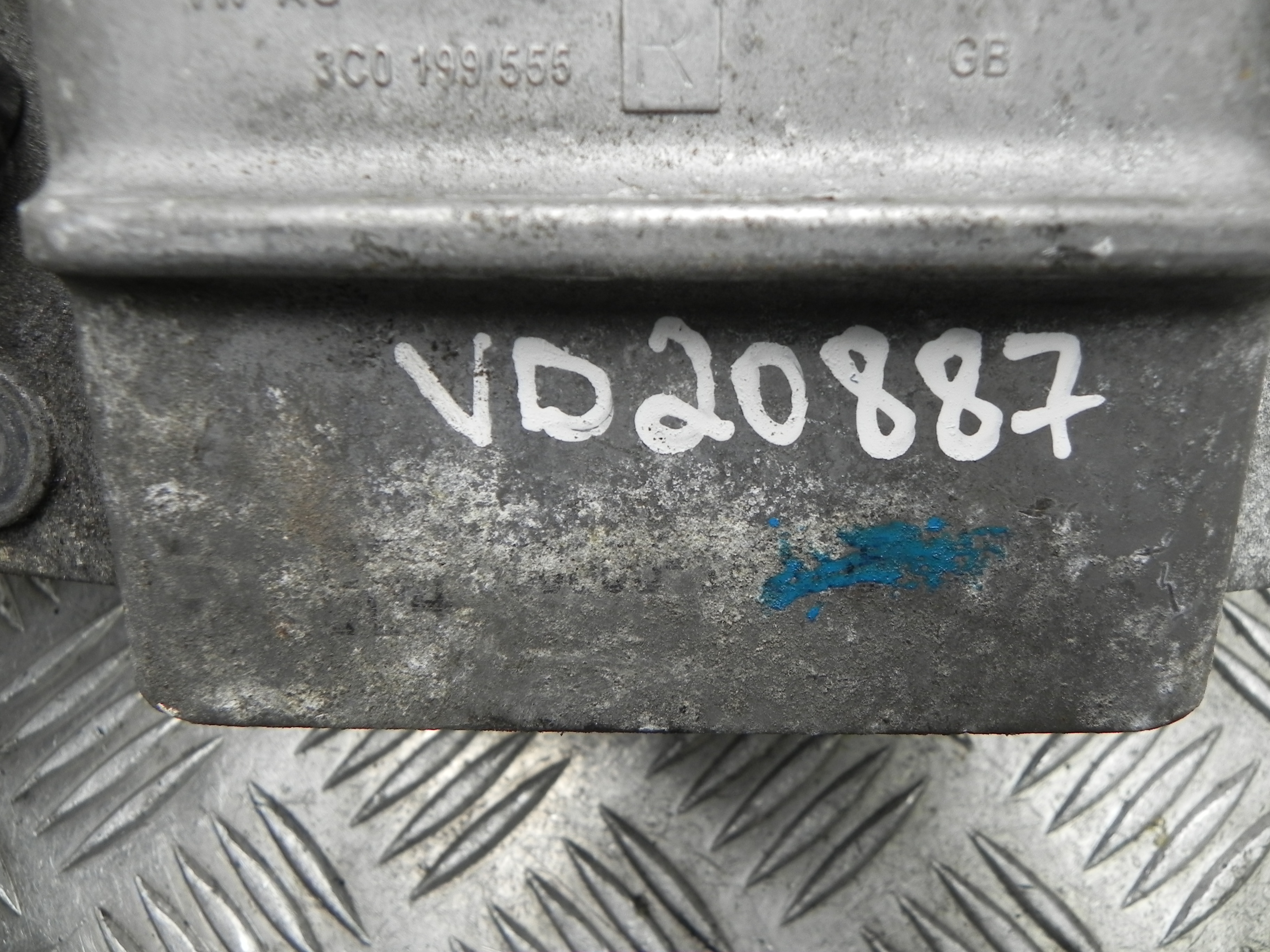 VOLKSWAGEN Passat CC 1 generation (2008-2017) Kitos variklio skyriaus detalės 3C0199555R 23447323