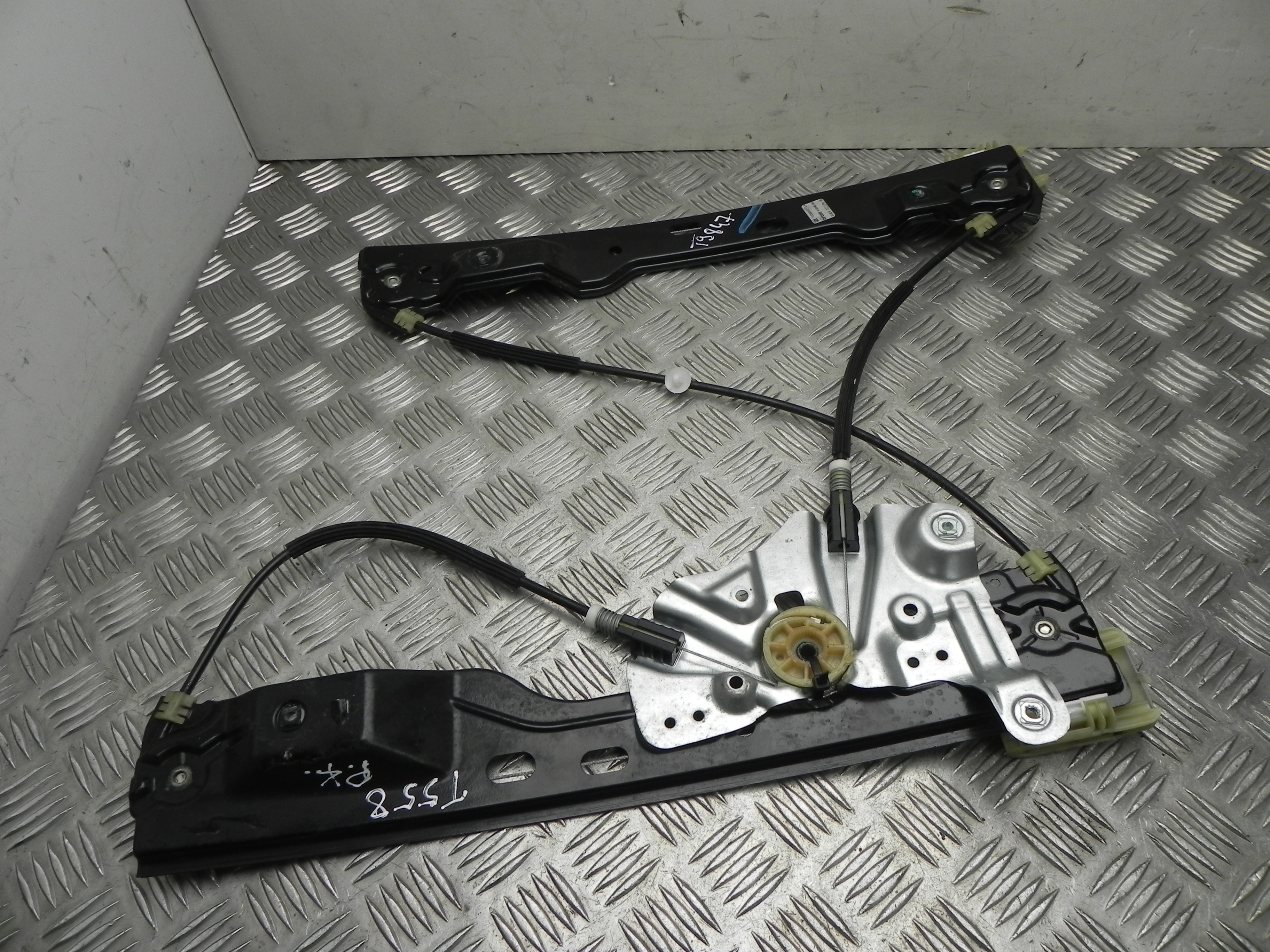 OPEL Astra J (2009-2020) Front Left Door Window Regulator 13350757 23447191