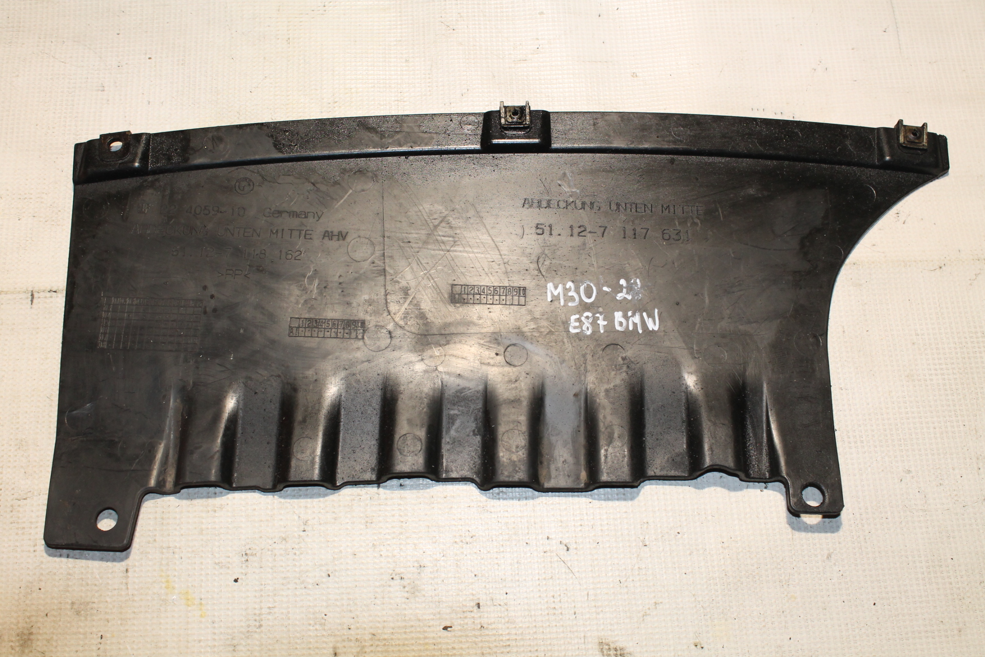 BMW 1 Series E81/E82/E87/E88 (2004-2013) Left Side Underbody Cover 51127117631 23486565