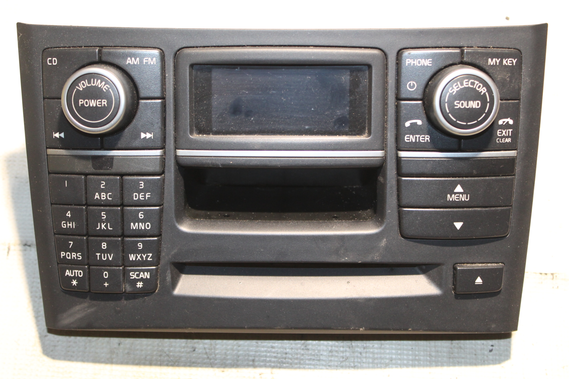 VOLVO XC90 1 generation (2002-2014) Muzikos grotuvas be navigacijos 30732459 23487857
