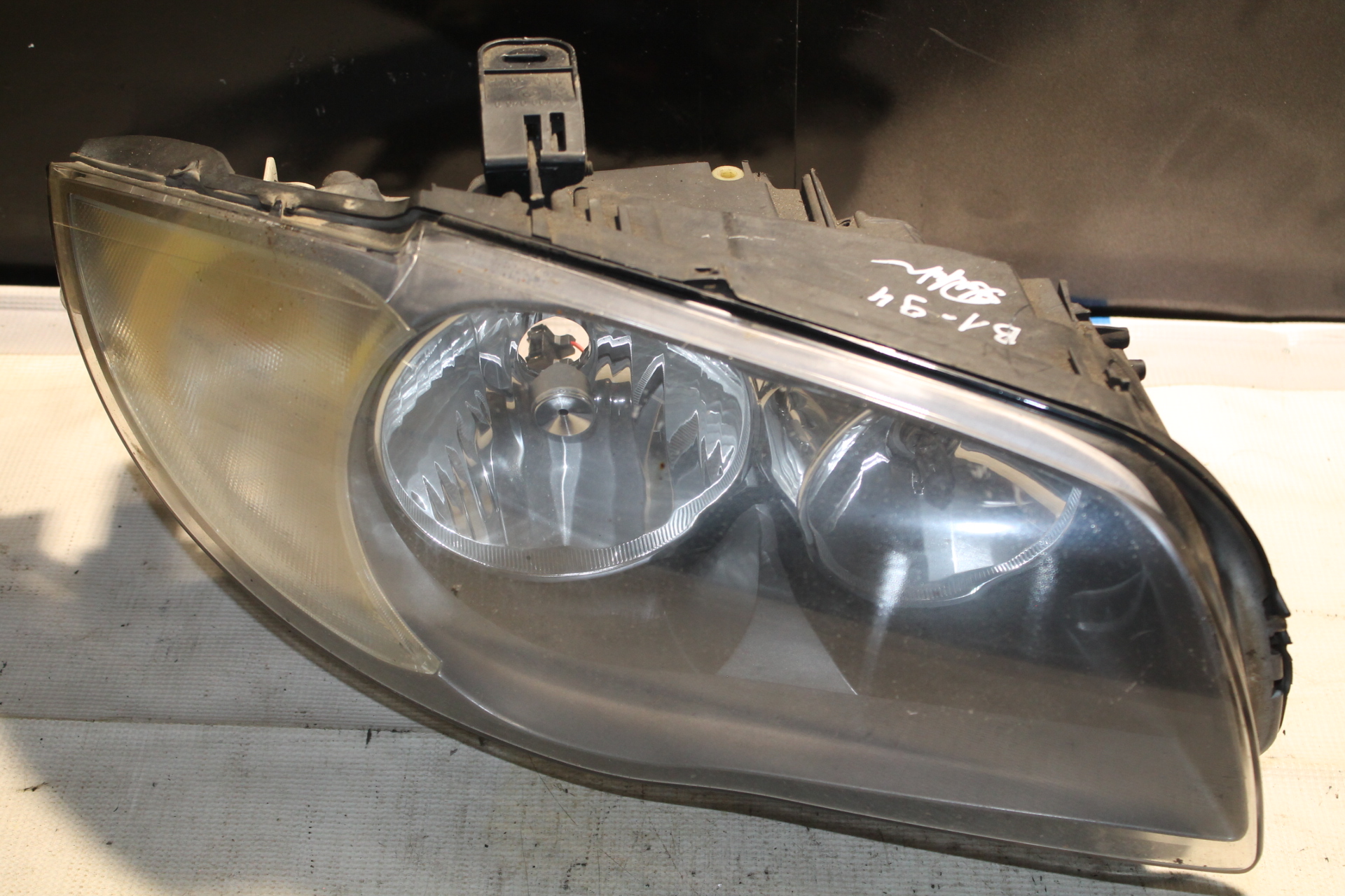 BMW 1 Series E81/E82/E87/E88 (2004-2013) Front Right Headlight 3900331077193390 23484413