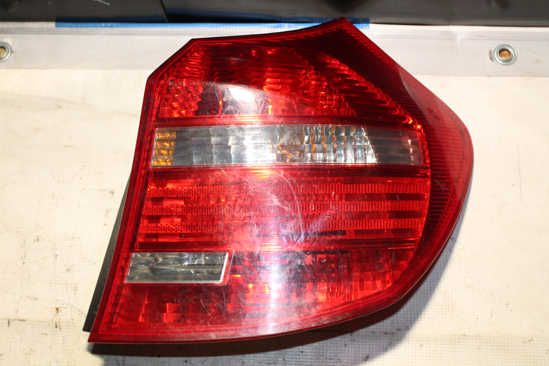 BMW 1 Series E81/E82/E87/E88 (2004-2013) Rear Right Taillight Lamp 301668 25073567