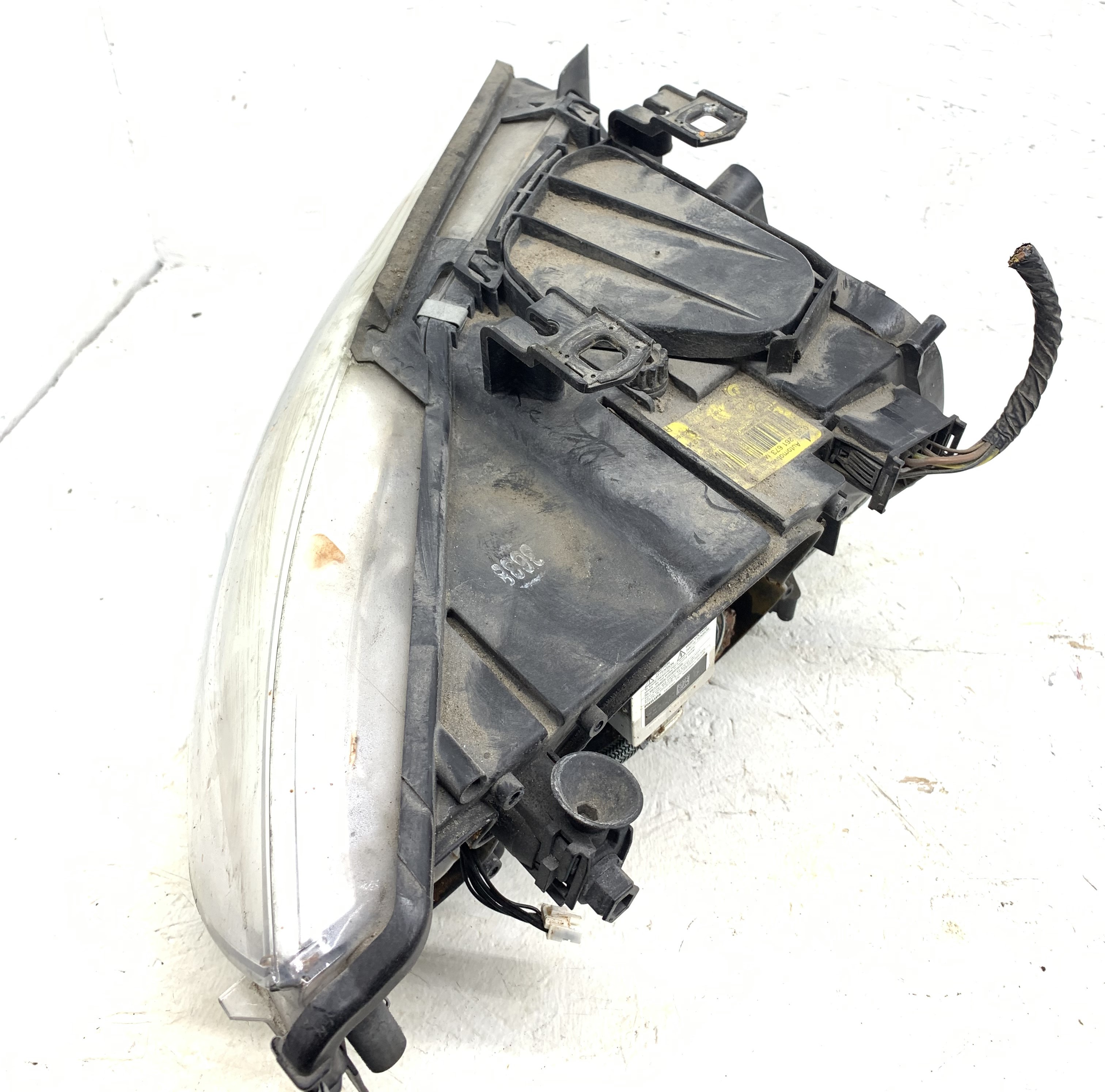 BMW 3 Series E90/E91/E92/E93 (2004-2013) Front Left Headlight 0301261673, 0301261673 23855879