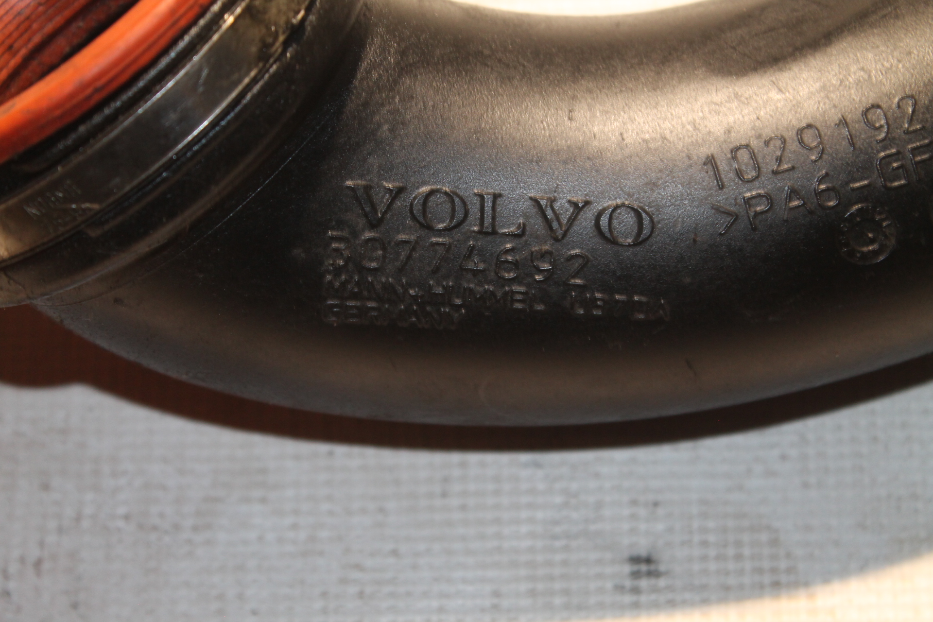 VOLVO XC60 1 generation (2008-2017) Шланги охлаждающей жидкости 30774692 23762984