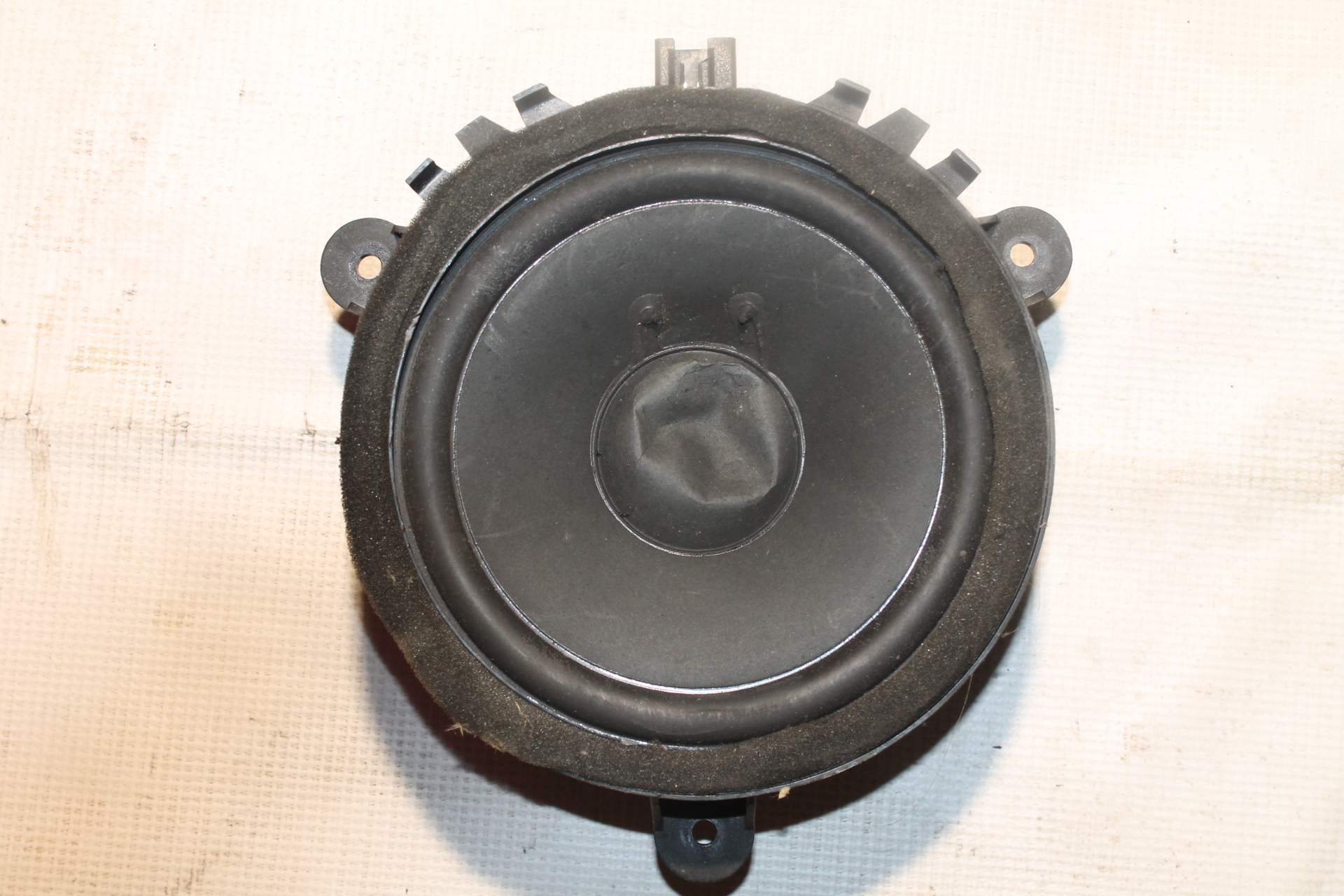 VOLVO V40 2 generation (2012-2020) Front Left Door Loudspeaker 30657445 23826915