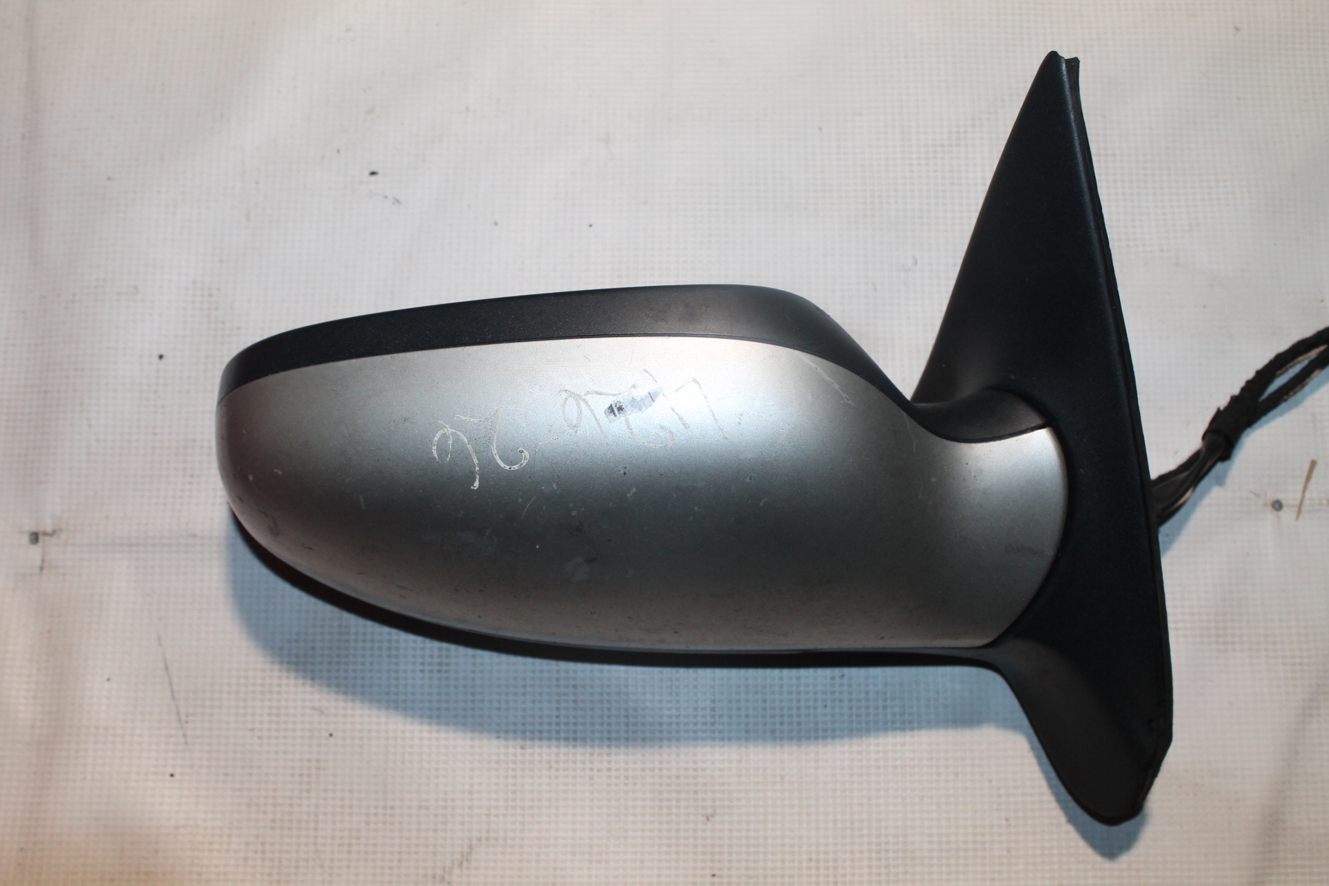 VOLVO S60 1 generation (2000-2009) Right Side Wing Mirror 3004630 23966231
