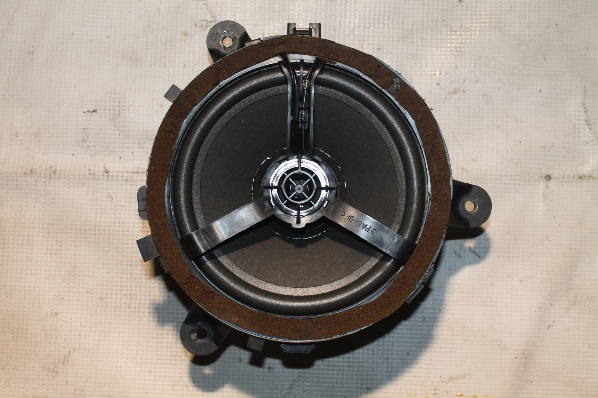 VOLVO XC90 1 generation (2002-2014) Front Left Door Loudspeaker 30797138 24292985