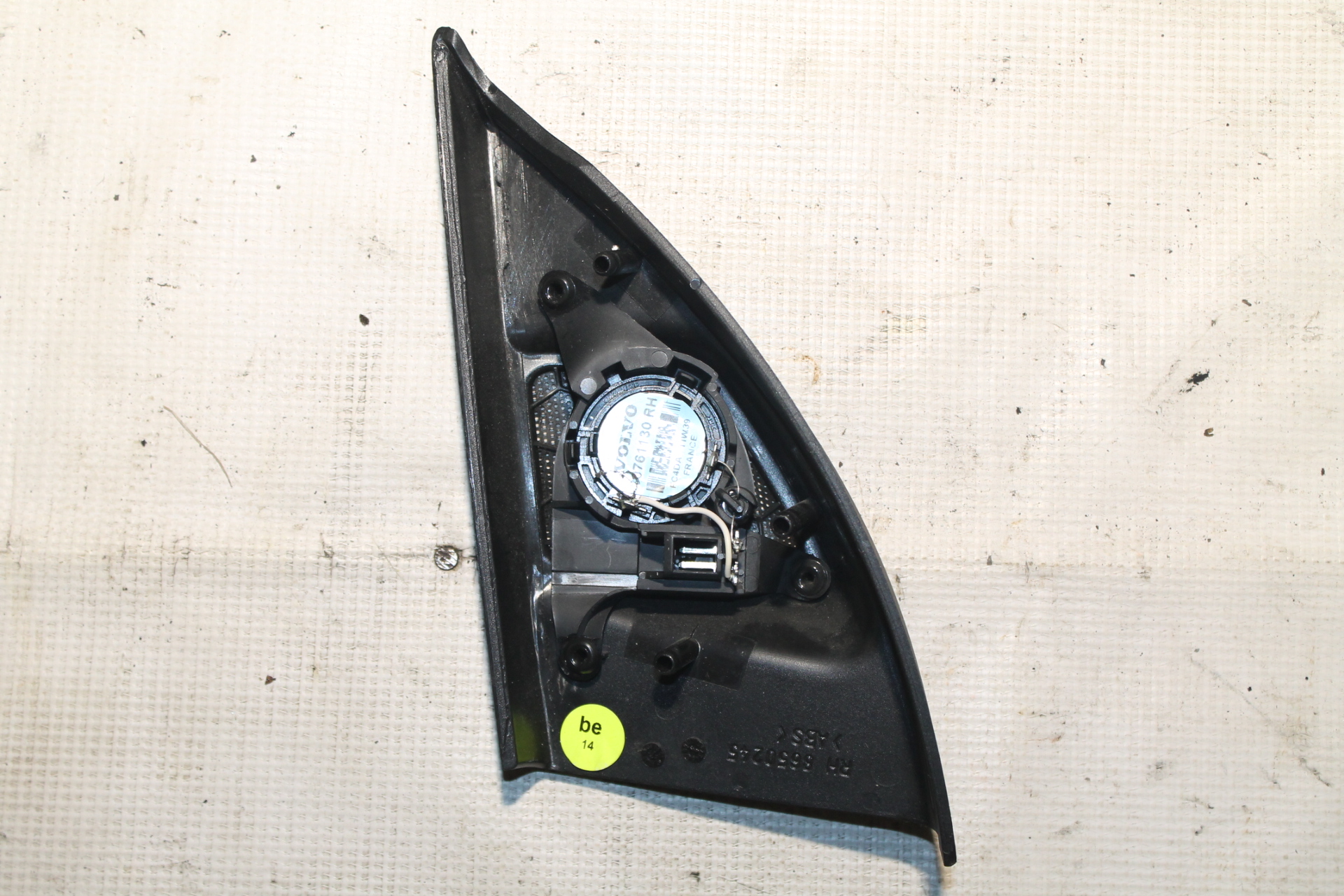 VOLVO XC90 1 generation (2002-2014) Difuzor de sunet pentru tabloul de bord 30761130 24852157