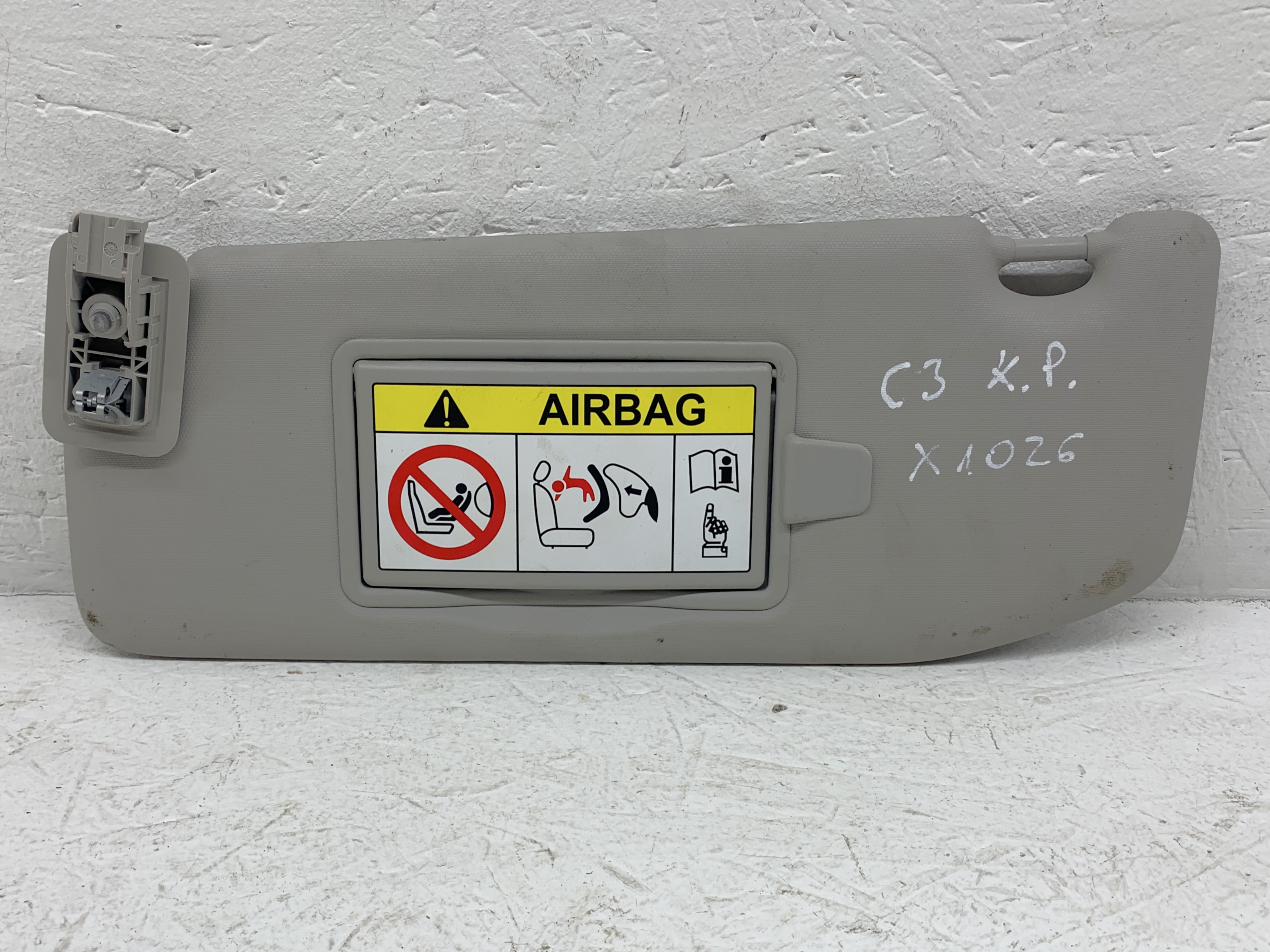 CITROËN C3 3 generation (2016-2024) Left Side Sun Visor 24835878