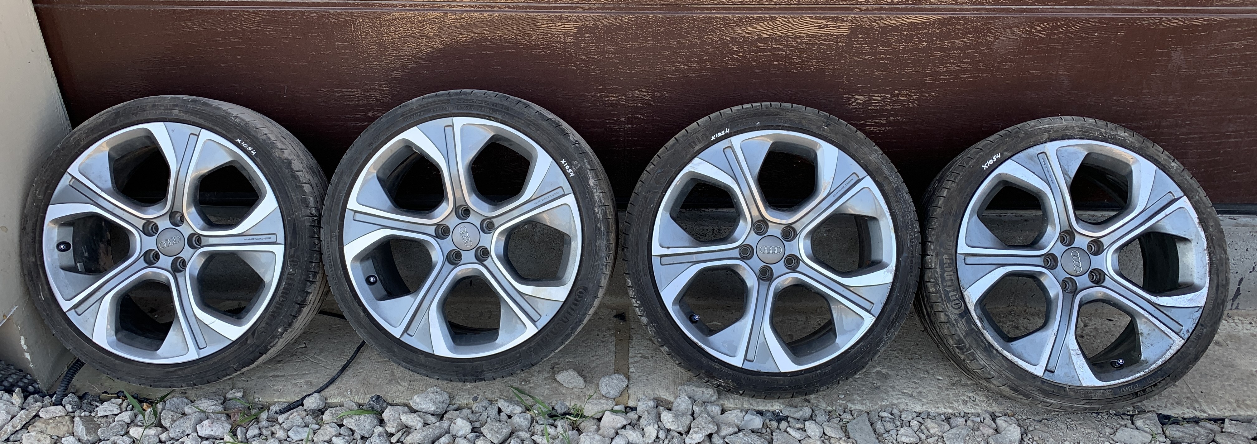 AUDI A1 8X (2010-2020) Set roți (fără anvelope) 8X0071498BQW8, R18, 75J 24927071