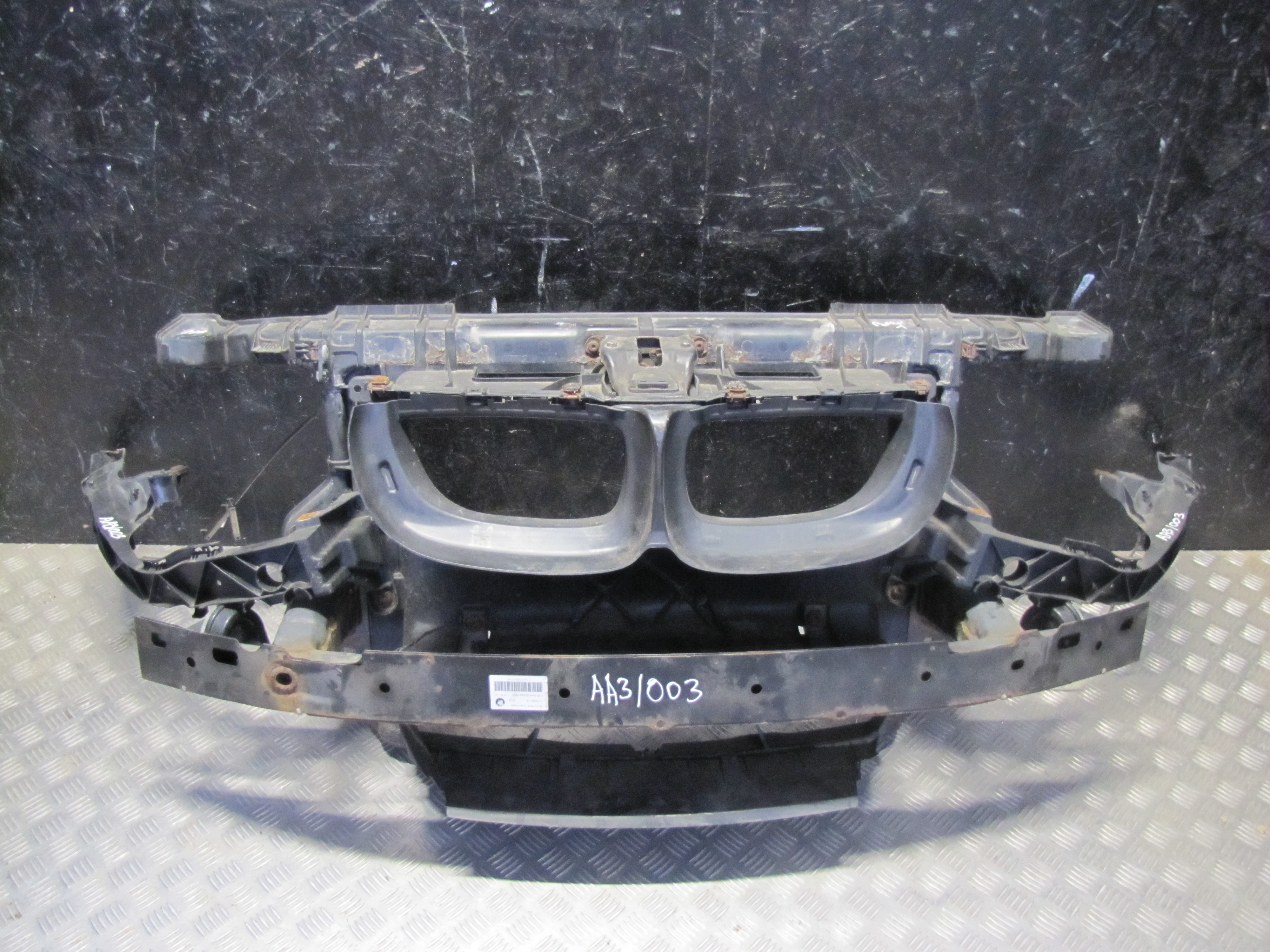 BMW 1 Series E81/E82/E87/E88 (2004-2013) Televizoriaus komplektas (radiatorių panelė) 719374803716658414 23444656