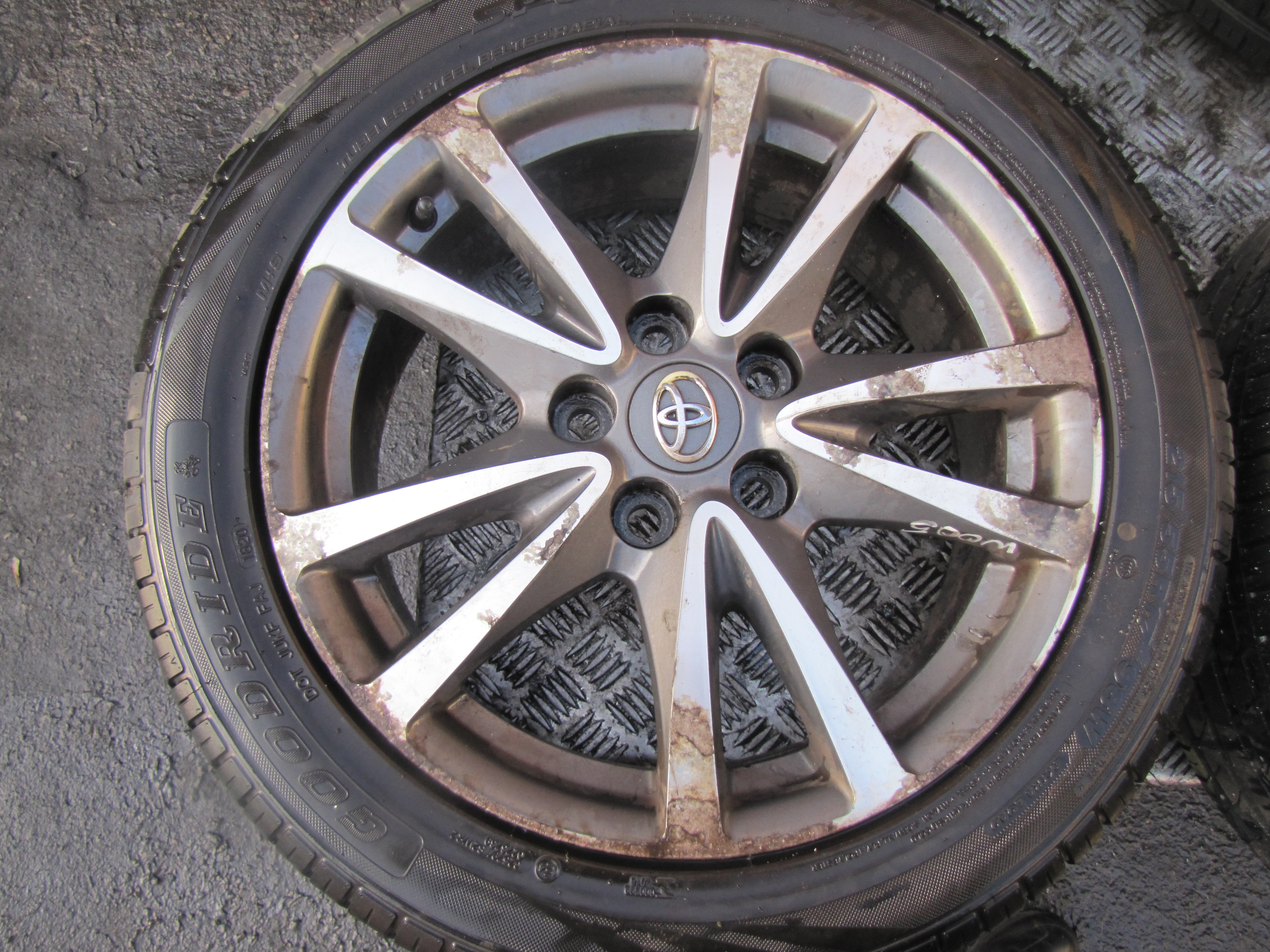TOYOTA Avensis T27 Wheel Set (without tires) 42611YY41 23879544