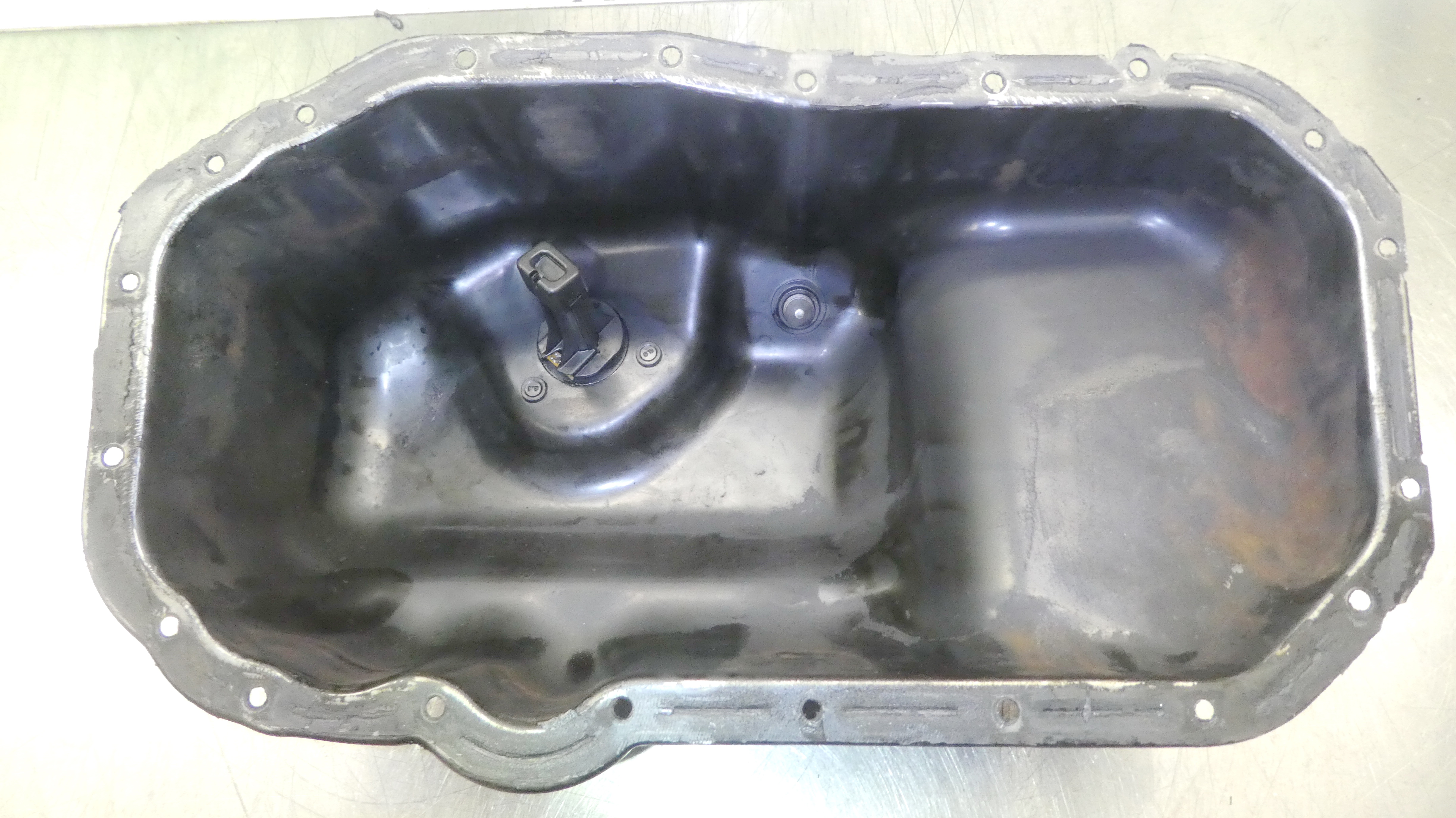 SKODA Fabia 2 generation  (2010-2014) Oil Pan 03C103601BH, CBZ 23497174