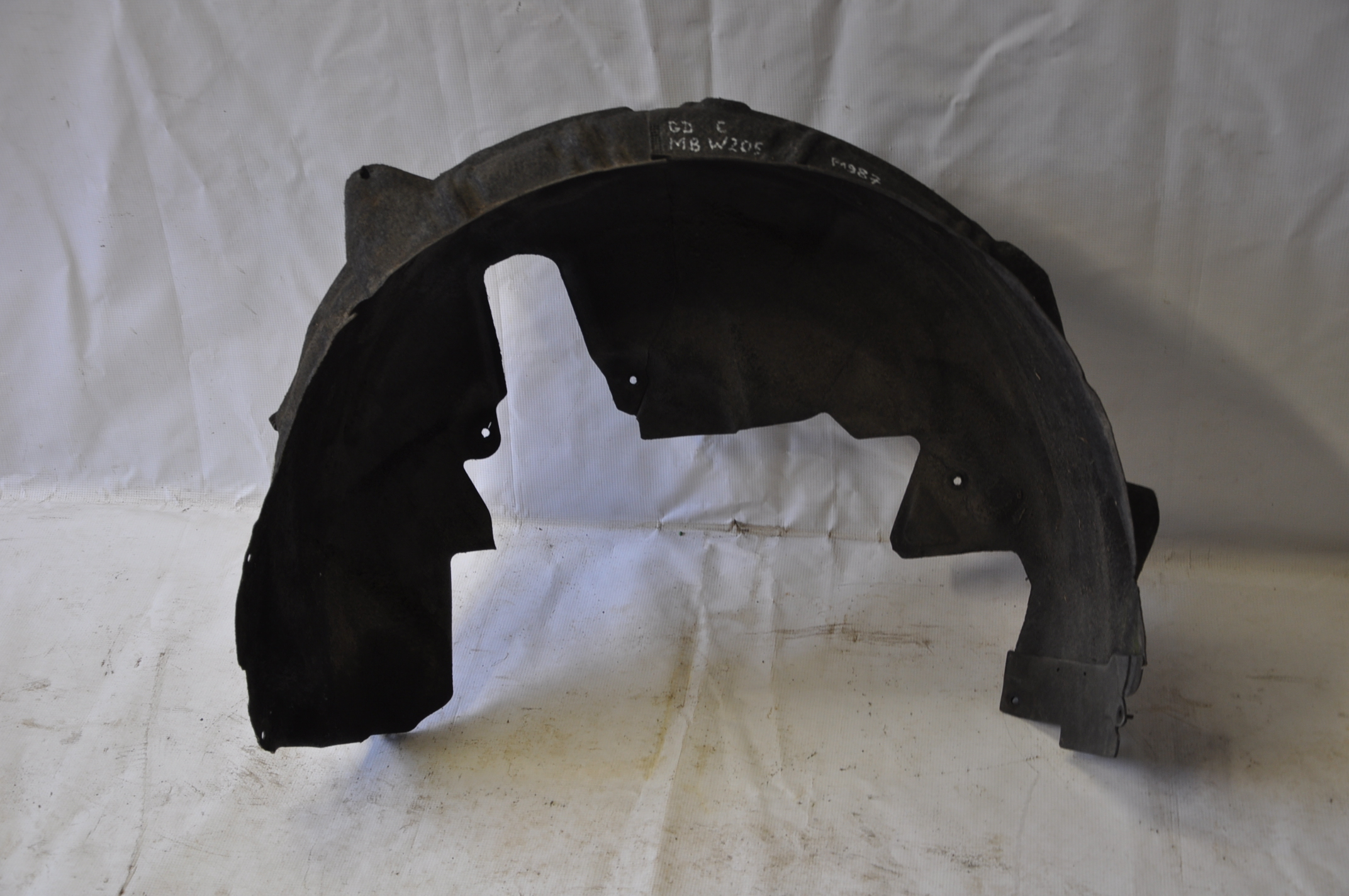 MERCEDES-BENZ C-Class W205/S205/C205 (2014-2023) Rear Right Arch Liner A2056900830 23489071