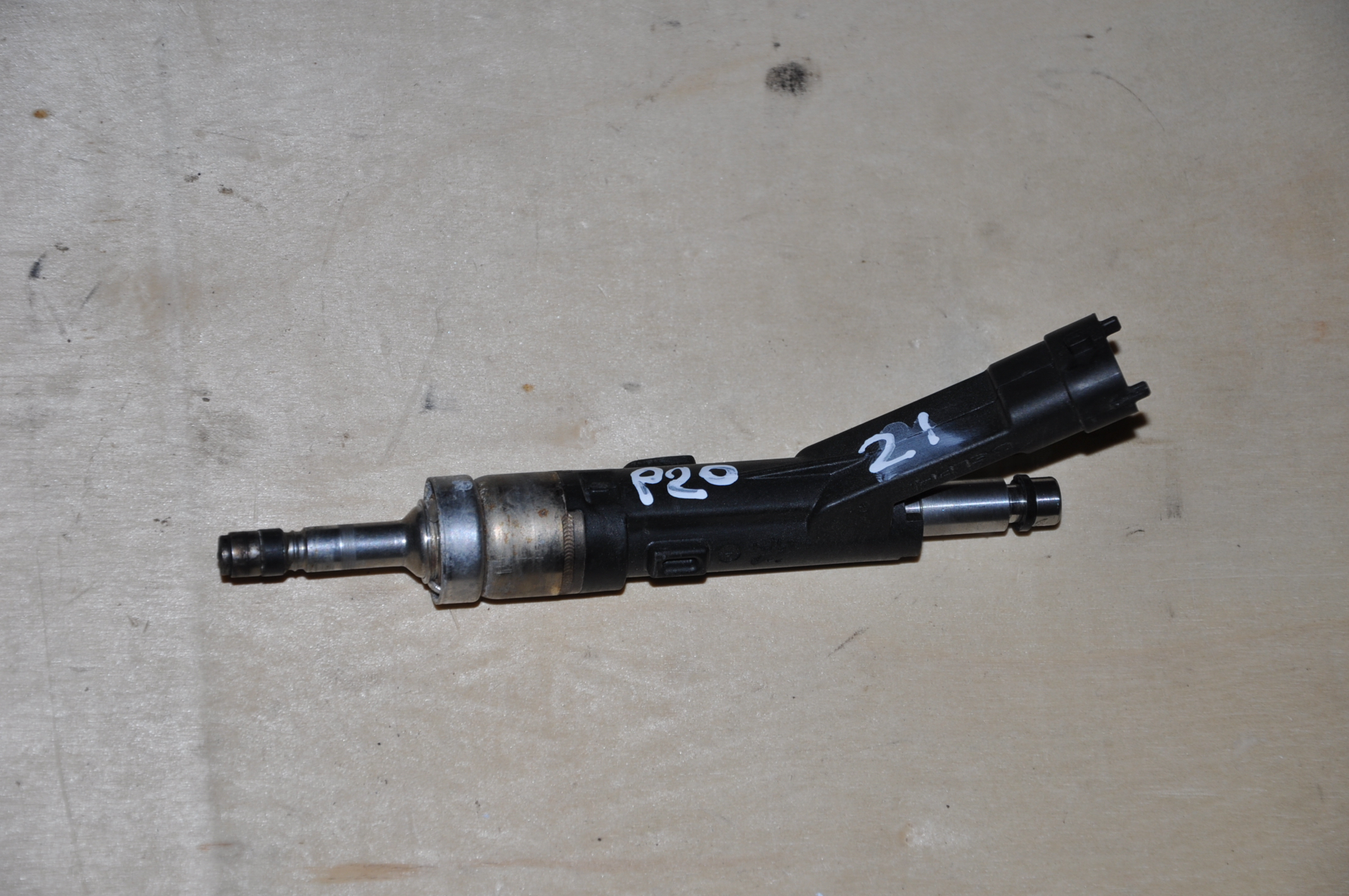 CITROËN C4 Picasso 2 generation (2013-2018) Injector de combustibil 9810335380 23489801