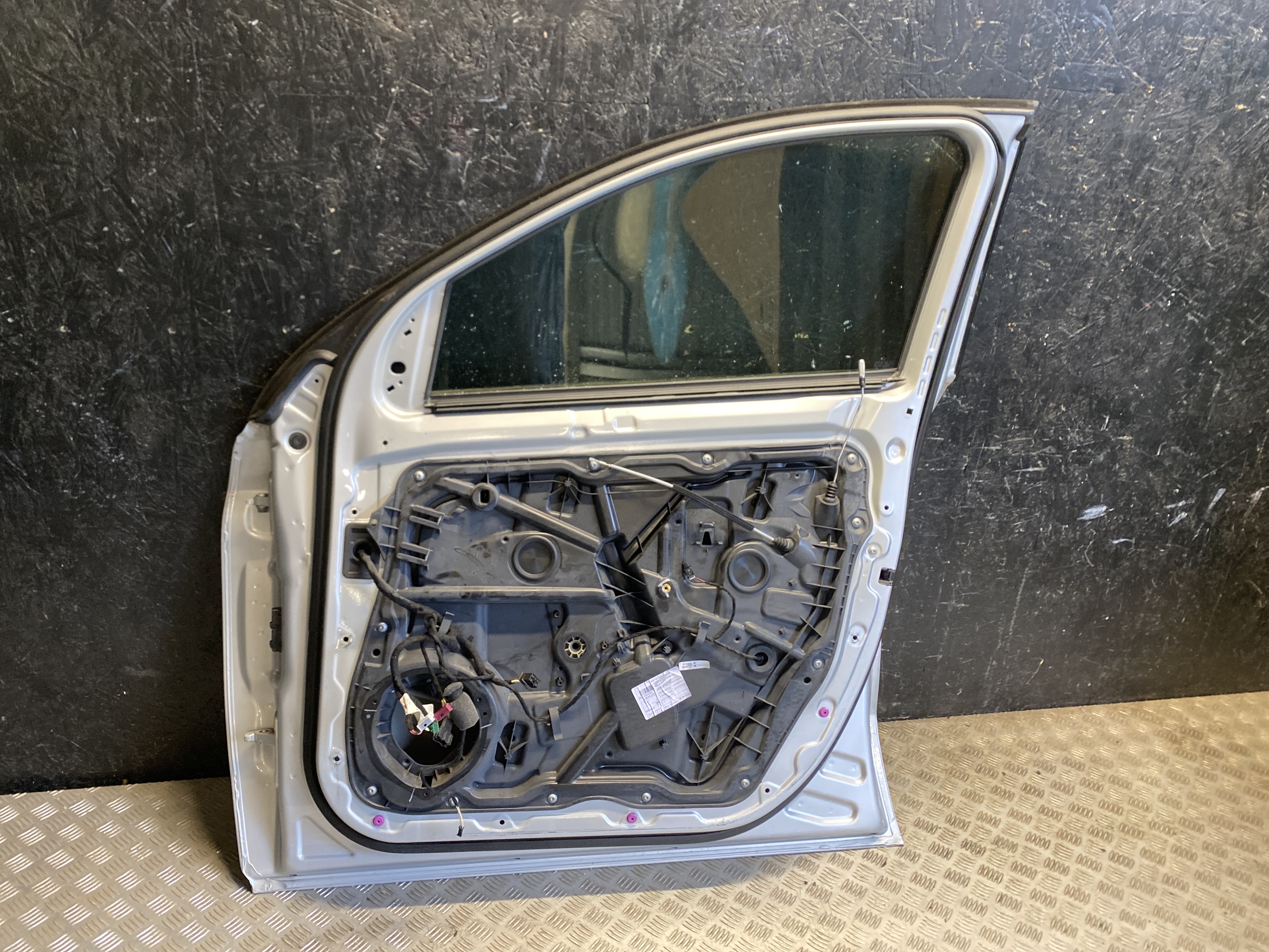 MERCEDES-BENZ GLE Coupe C292 (2015-2019) Priekinės dešinės durys 23871826