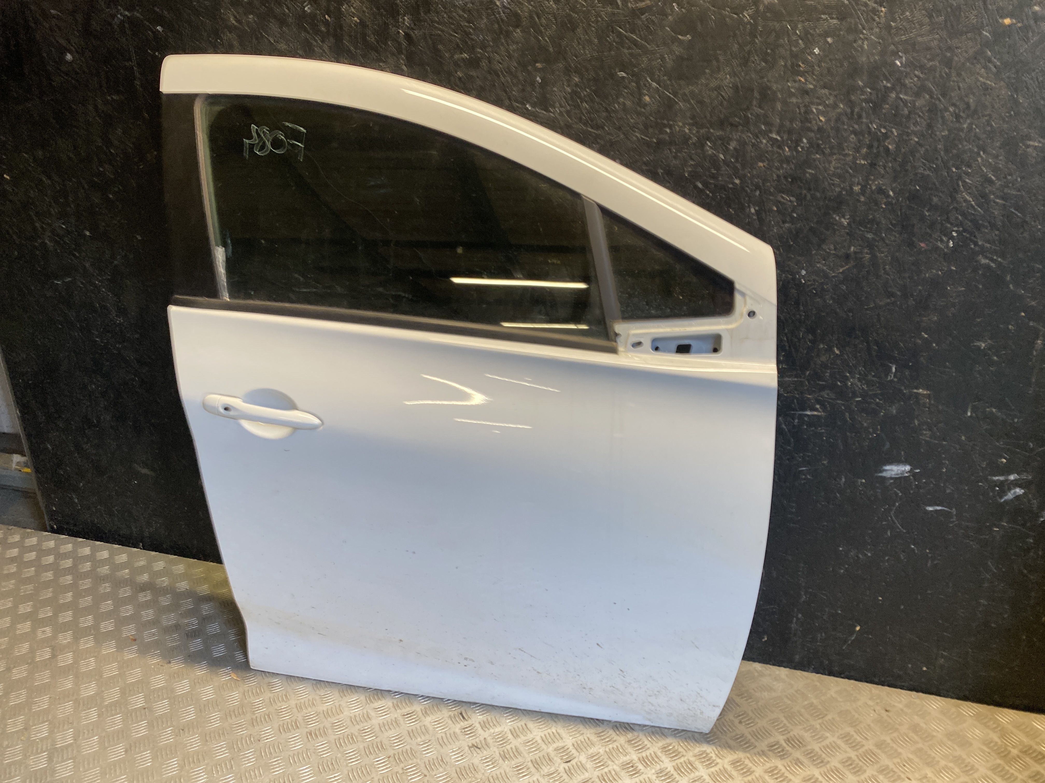 RENAULT Zoe 1 generation (2012-2023) Priekinės dešinės durys 24603526