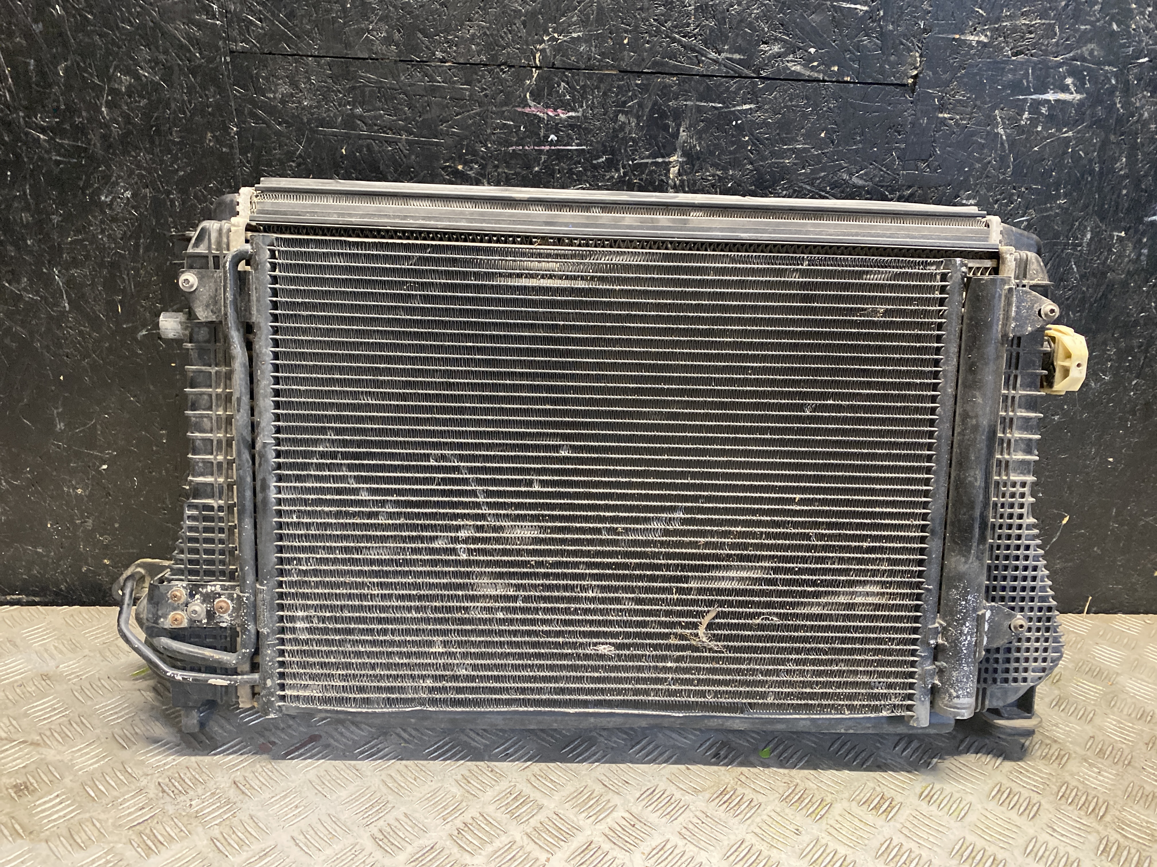 VOLKSWAGEN Caddy 3 generation (2004-2015) Gaisa kondensācijas radiators 879450W, 55D300199, 1K0145803BM 23486830