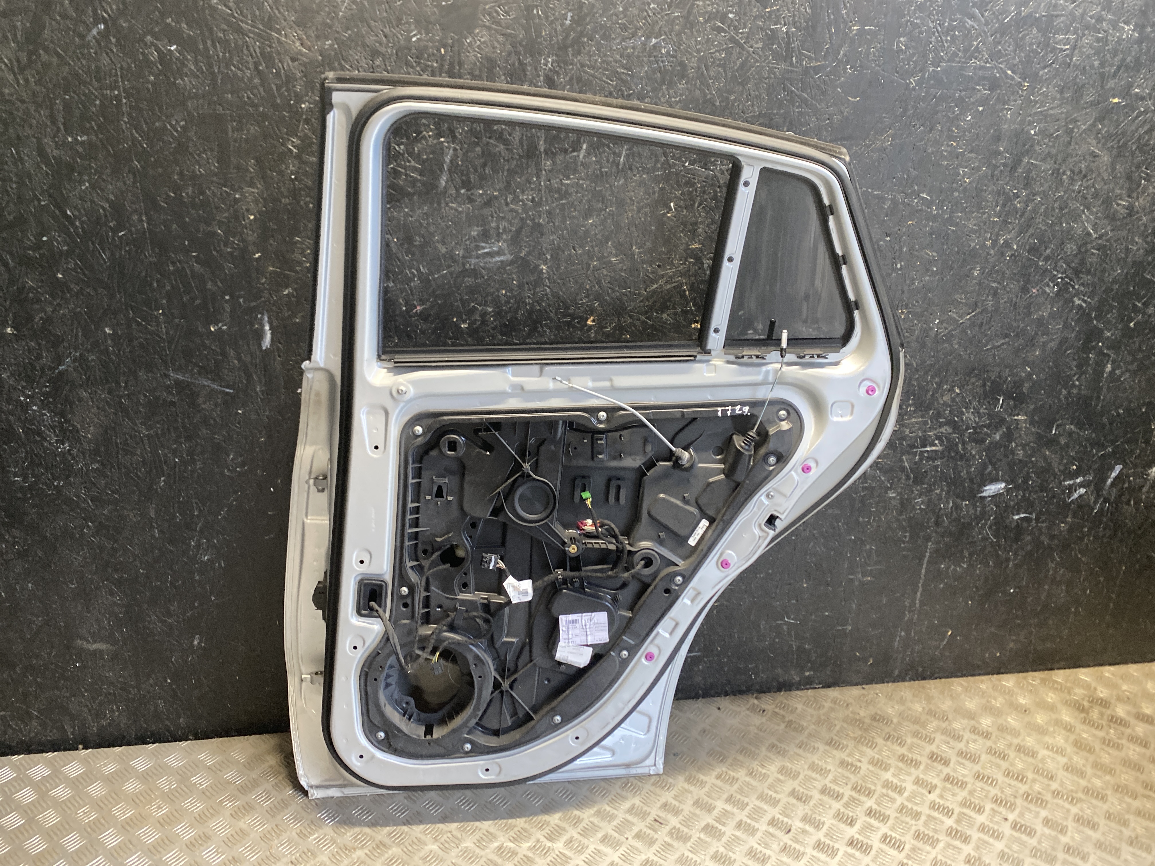 MERCEDES-BENZ GLE Coupe C292 (2015-2019) Дверь задняя правая 24501327