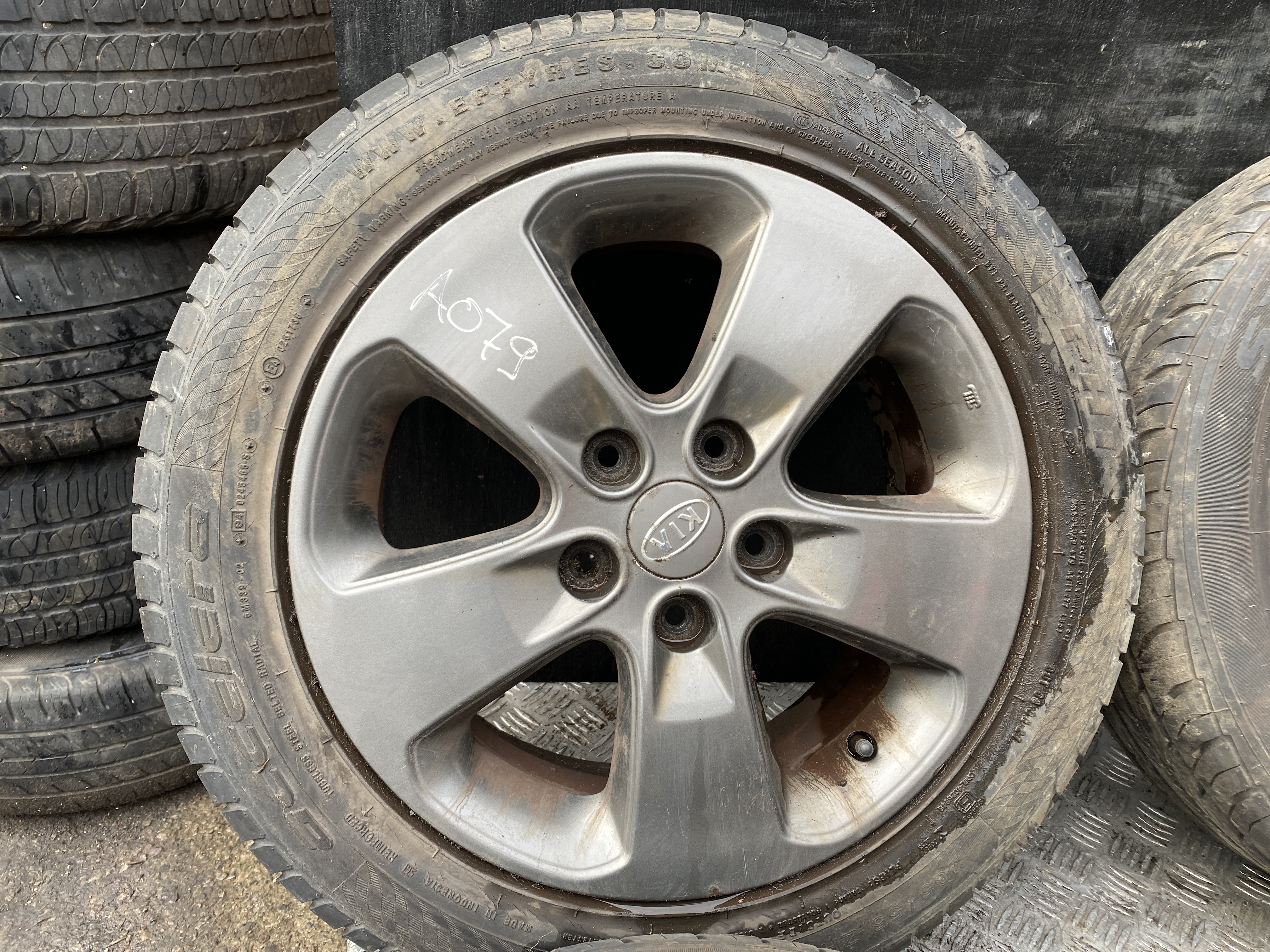 KIA Cee'd 1 generation (2007-2012) Wheel Set (without tires) 24262335