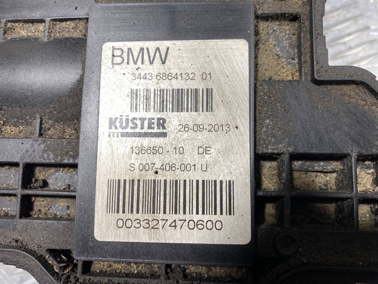 BMW 7 Series F01/F02 (2008-2015) Rankinio stabdžio valdymo blokas 6864132 23457771