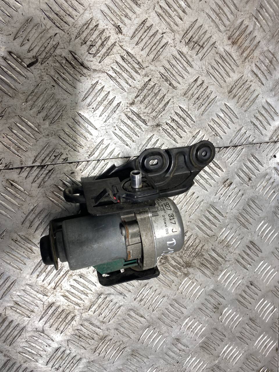 AUDI A8 D4/4H (2010-2018) Vacuum Pump 8E0927317J 23460329