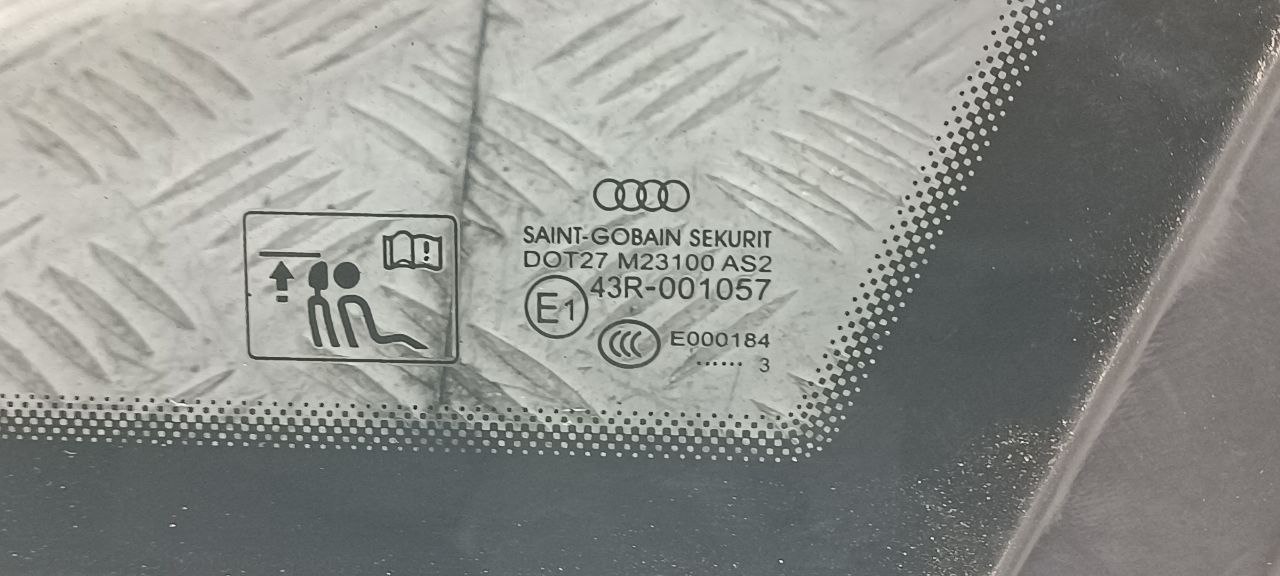 AUDI A6 C7/4G (2010-2020) Dešinės pusės galinis šoninis kėbulo stiklas 4G5845300 23463973