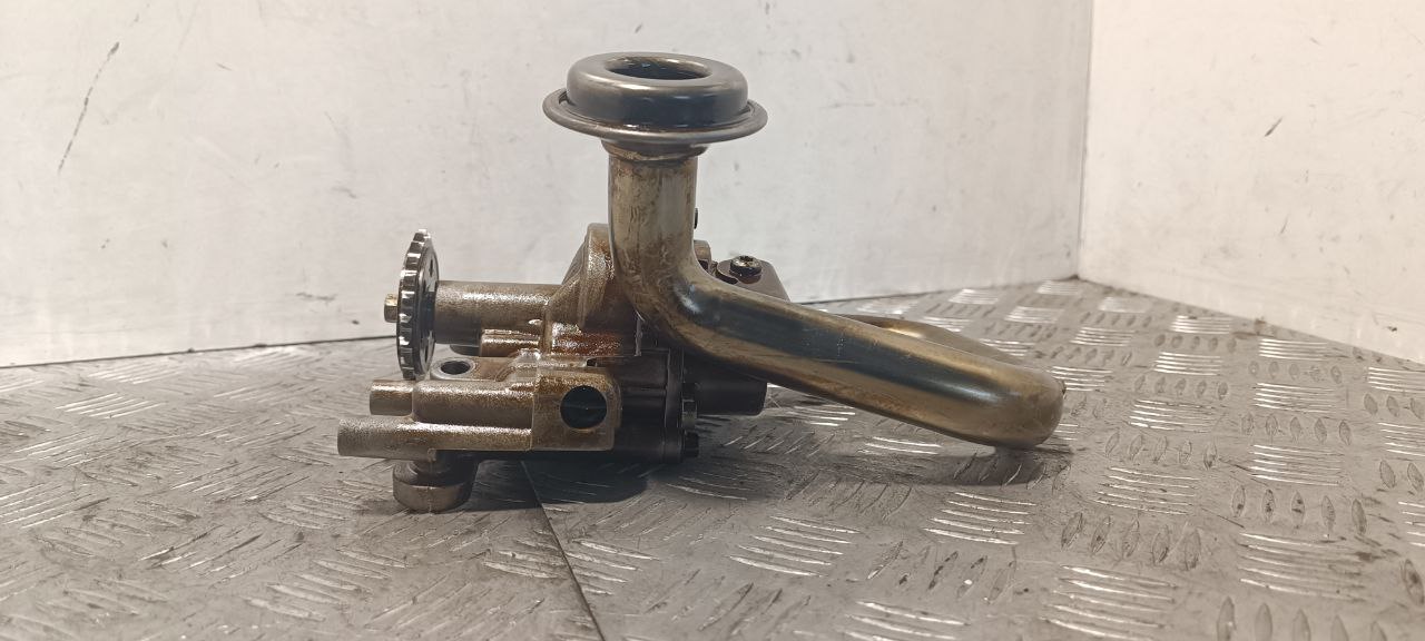 JAGUAR XJ Oil Pump DW936600 23476308