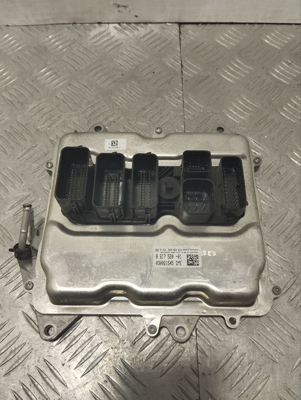 BMW 7 Series F01/F02 (2008-2015) Engine Control Unit ECU 8617520 23477268