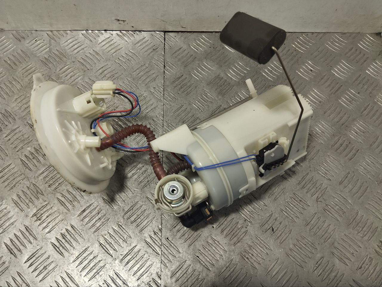 BMW X3 F25 (2010-2017) Fuel Pump 7279360 23479127