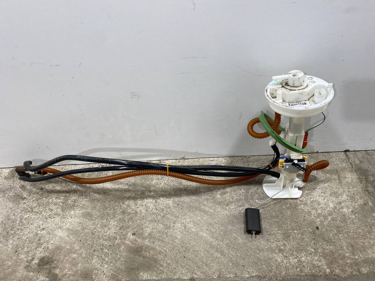 BMW X5 F15 (2013-2018) Fuel Pump 7194252 23487004