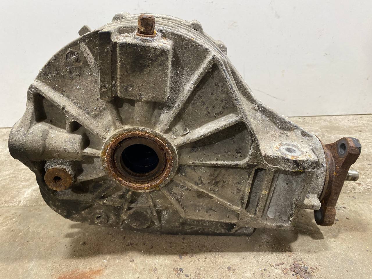 DODGE Challenger 3 generation (2008-2024) Rear Differential 05038237ah, 392 23488649