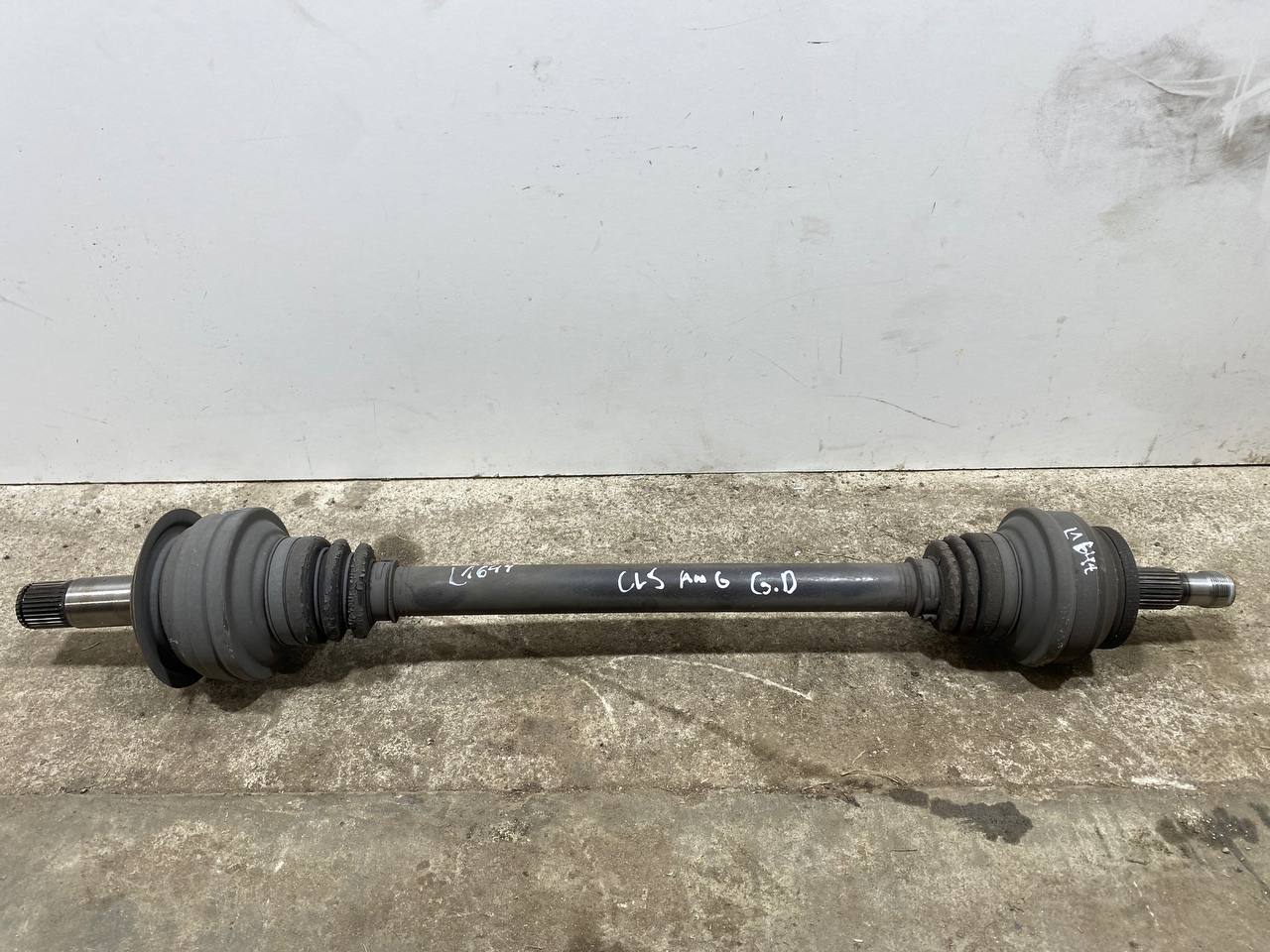 MERCEDES-BENZ CLS-Class C218/X218 (2011-2017) Rear Right Driveshaft 23489452