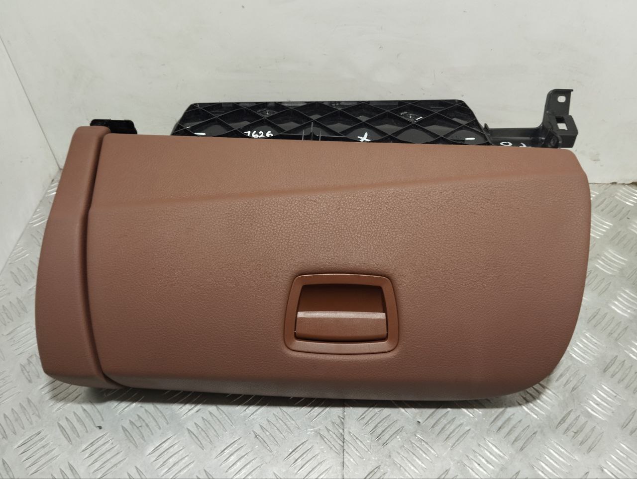 BMW 6 Series F06/F12/F13 (2010-2018) Glove Box 9197573, 9229945 23490494