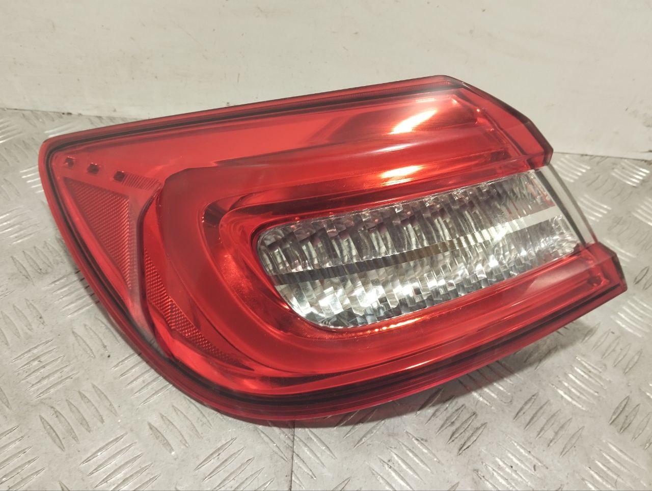 MASERATI Quattroporte 6 generation (2012-2024) Rear Left Taillight 6700054520 23492516