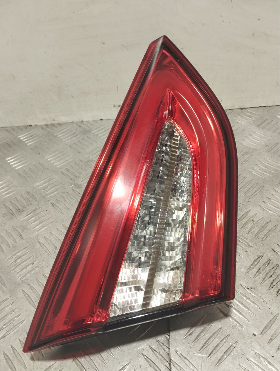 MASERATI Quattroporte 6 generation (2012-2024) Rear Left Taillight 670009229 23492533