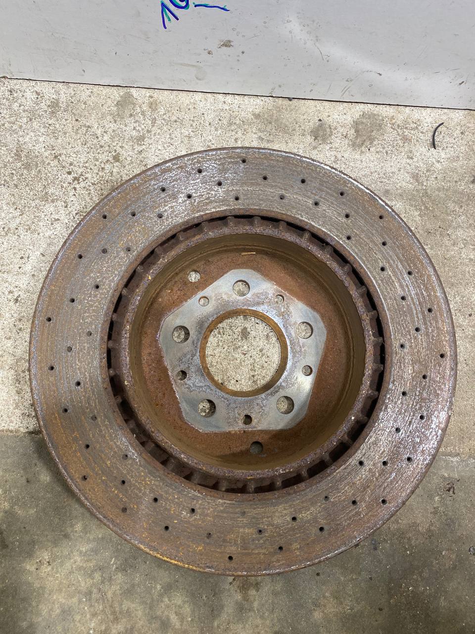 MASERATI GranTurismo 1 generation (2007-2020) Rear Left Brake Disc 23495420