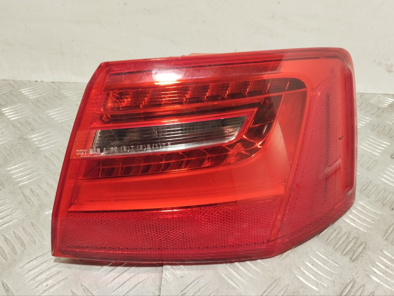 AUDI A6 C7/4G (2010-2020) Rear Right Taillight Lamp 4G5945096B 23495412