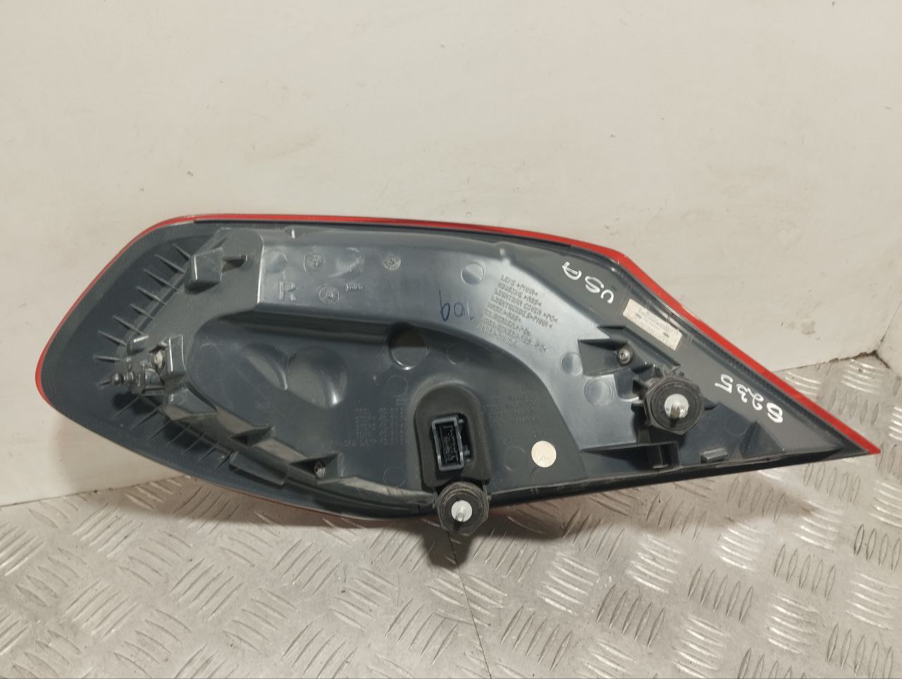 BMW 6 Series F06/F12/F13 (2010-2018) Galinis dešinys žibintas 4880370 23496503