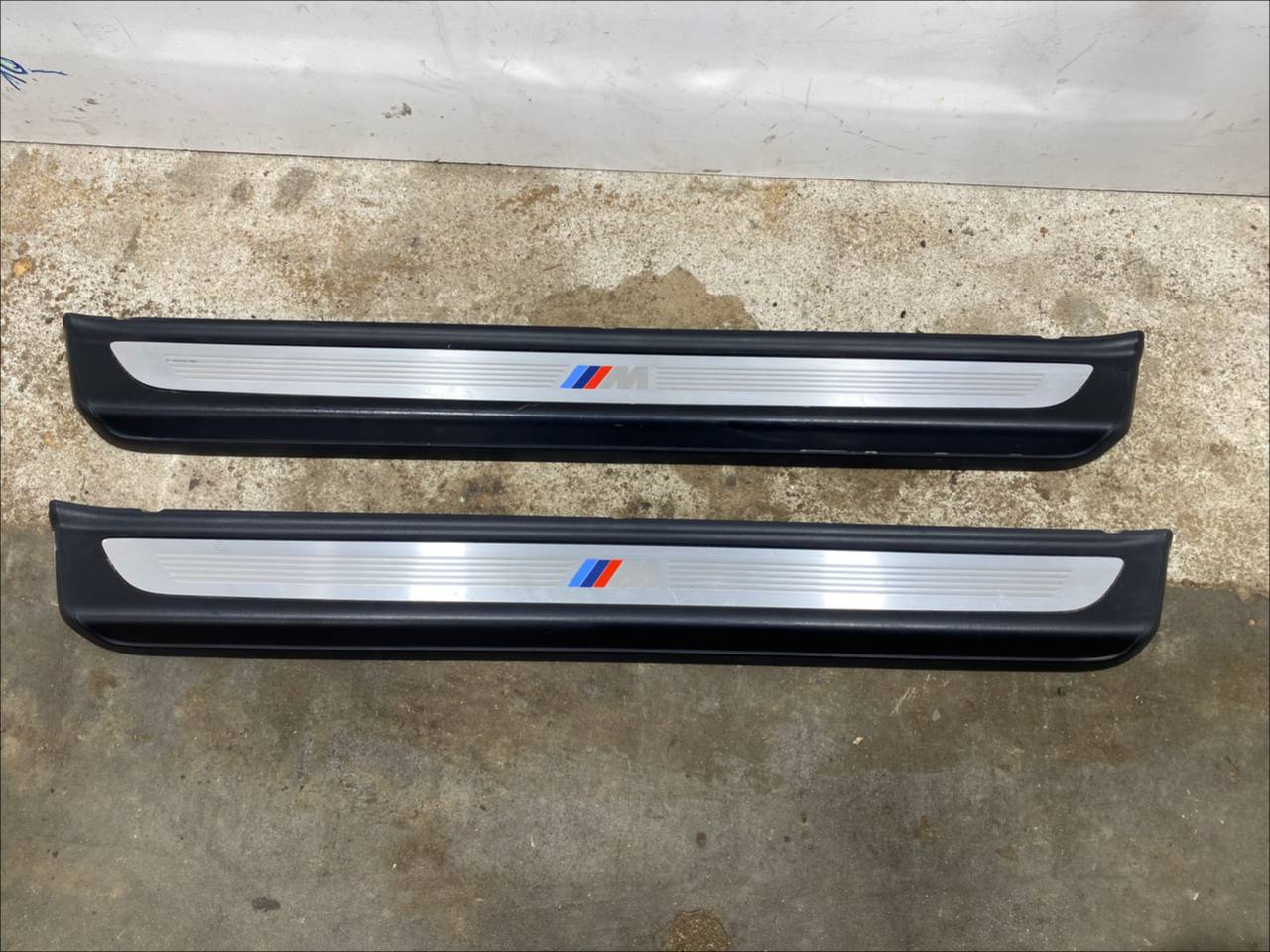 BMW 6 Series F06/F12/F13 (2010-2018) Galinio dešinio slenksčio apdaila 8051706, 8051705 23496658